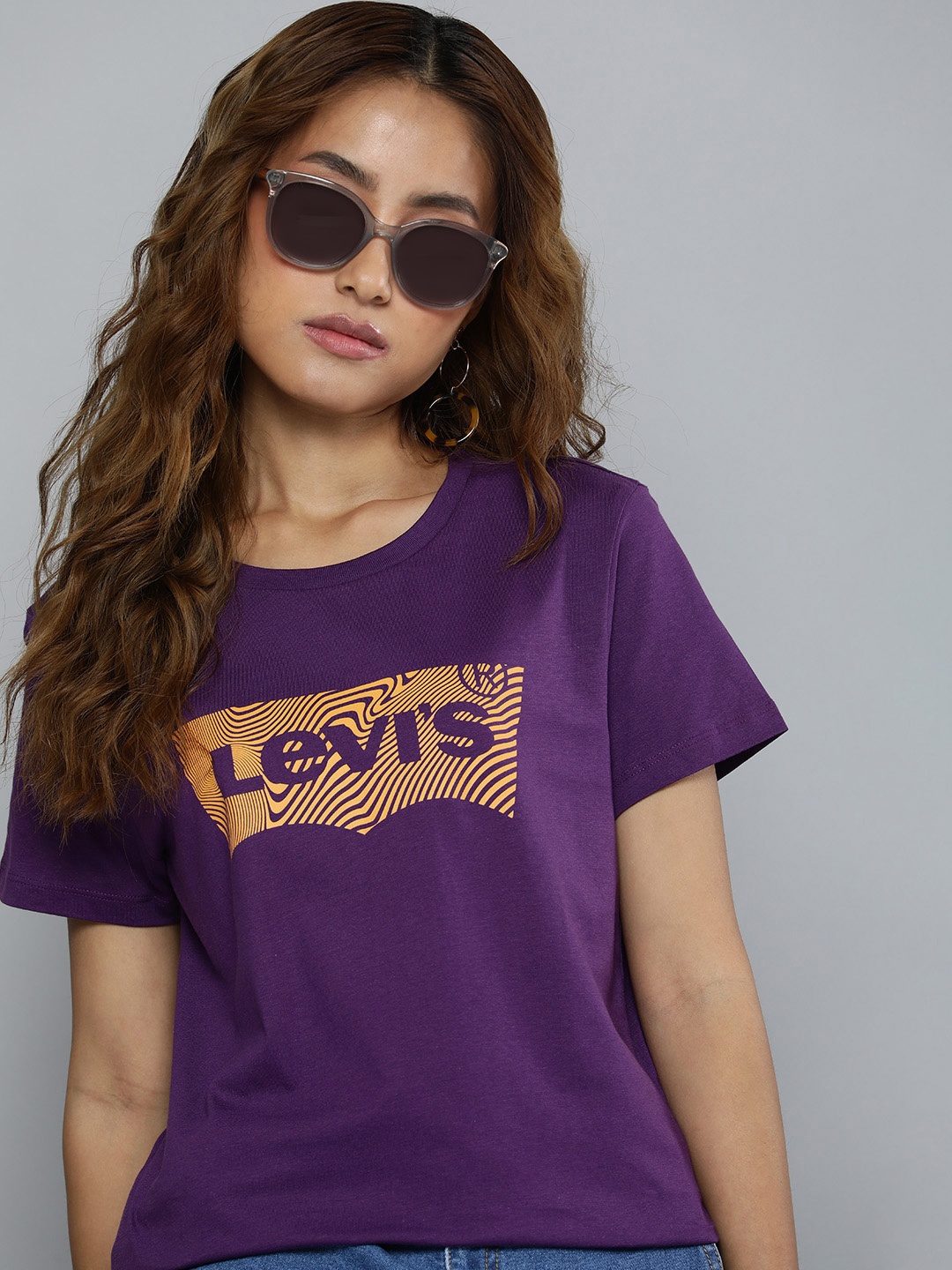 

Levis Women Pure Cotton Brand Logo Printed T-shirt, Purple