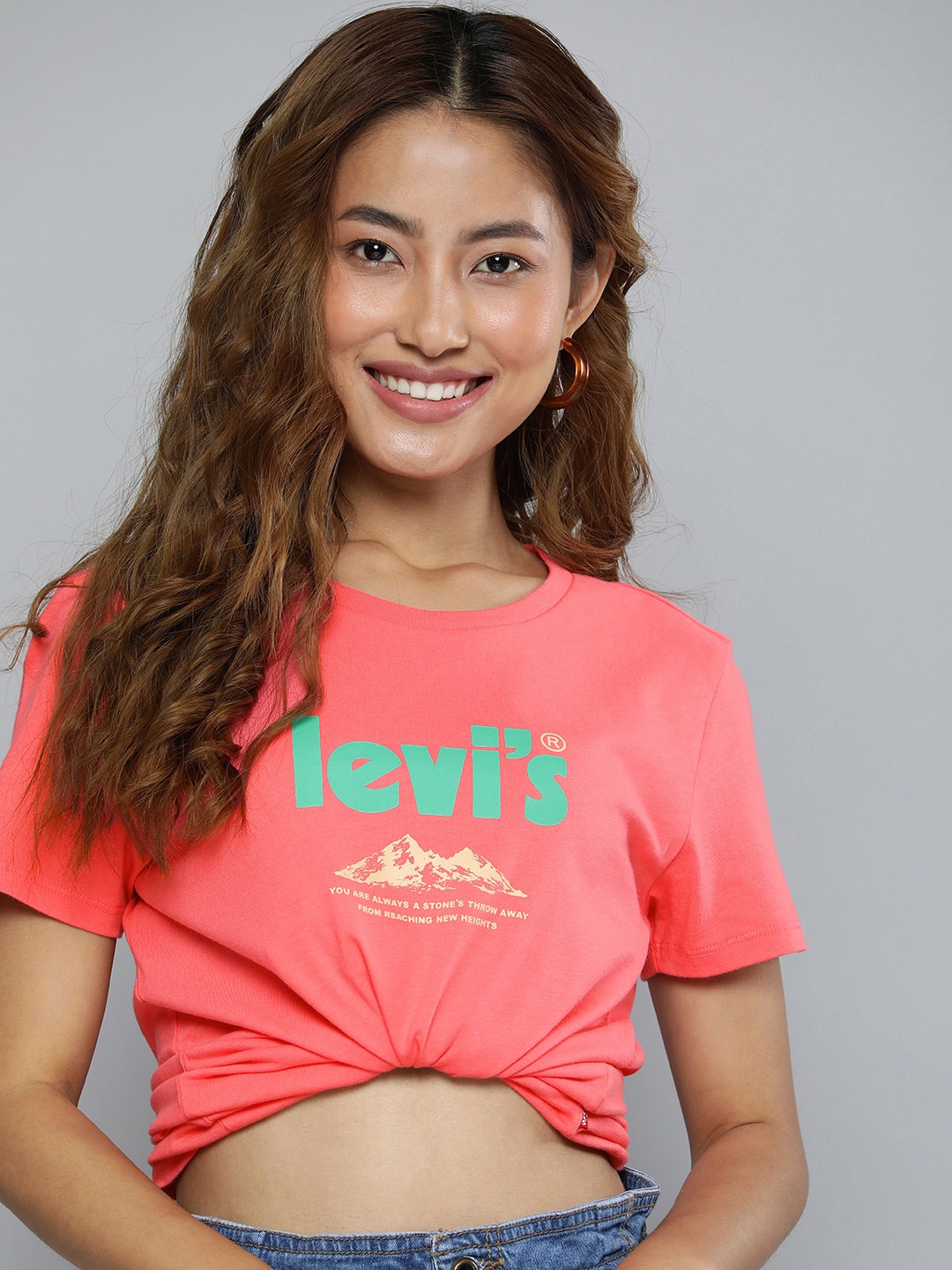 

Levis Women Brand Logo & Graphic Print Knitted Pure Cotton T-shirt, Coral