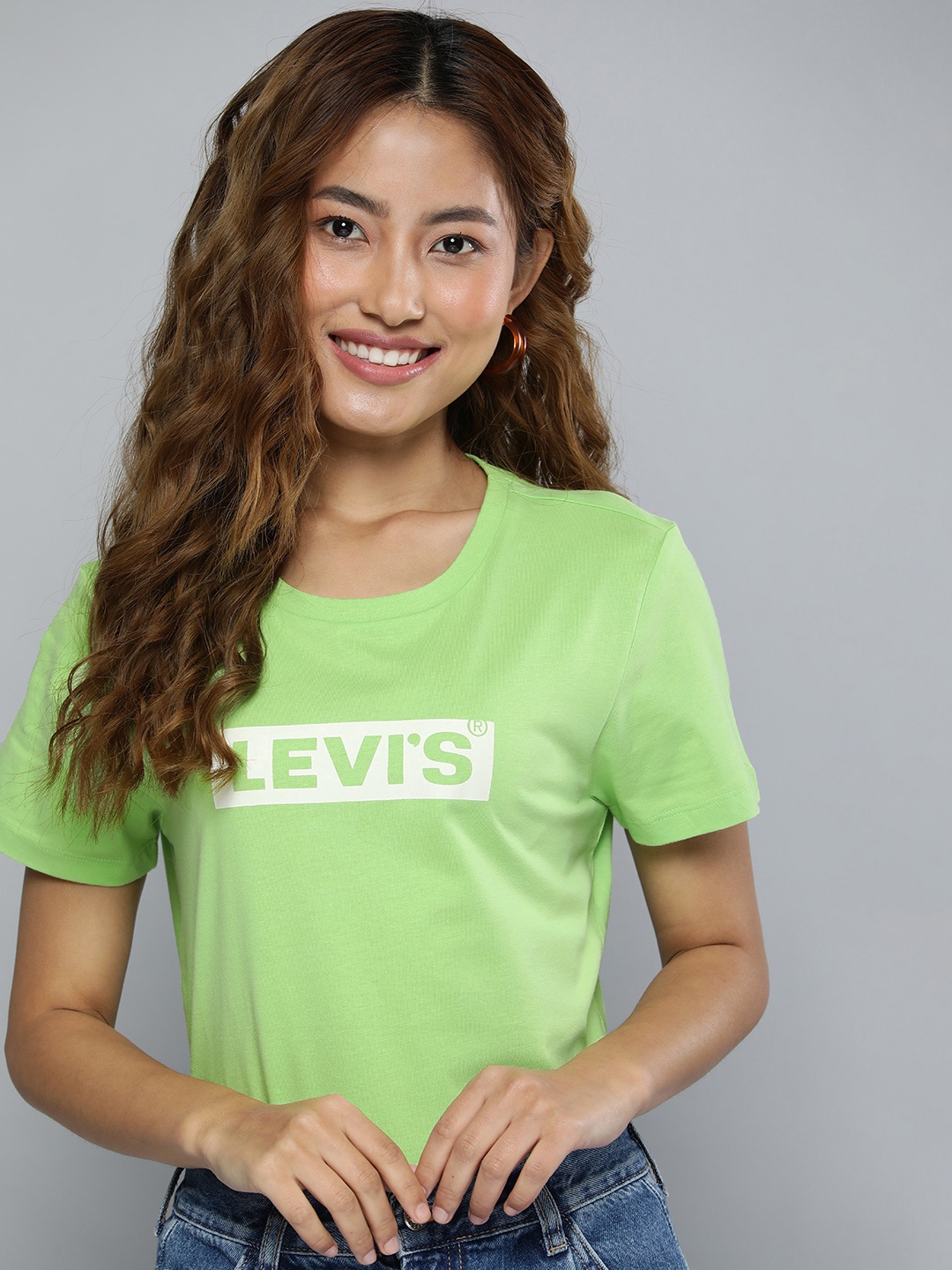 

Levis Women Brand Logo Print Knitted Pure Cotton T-shirt, Lime green