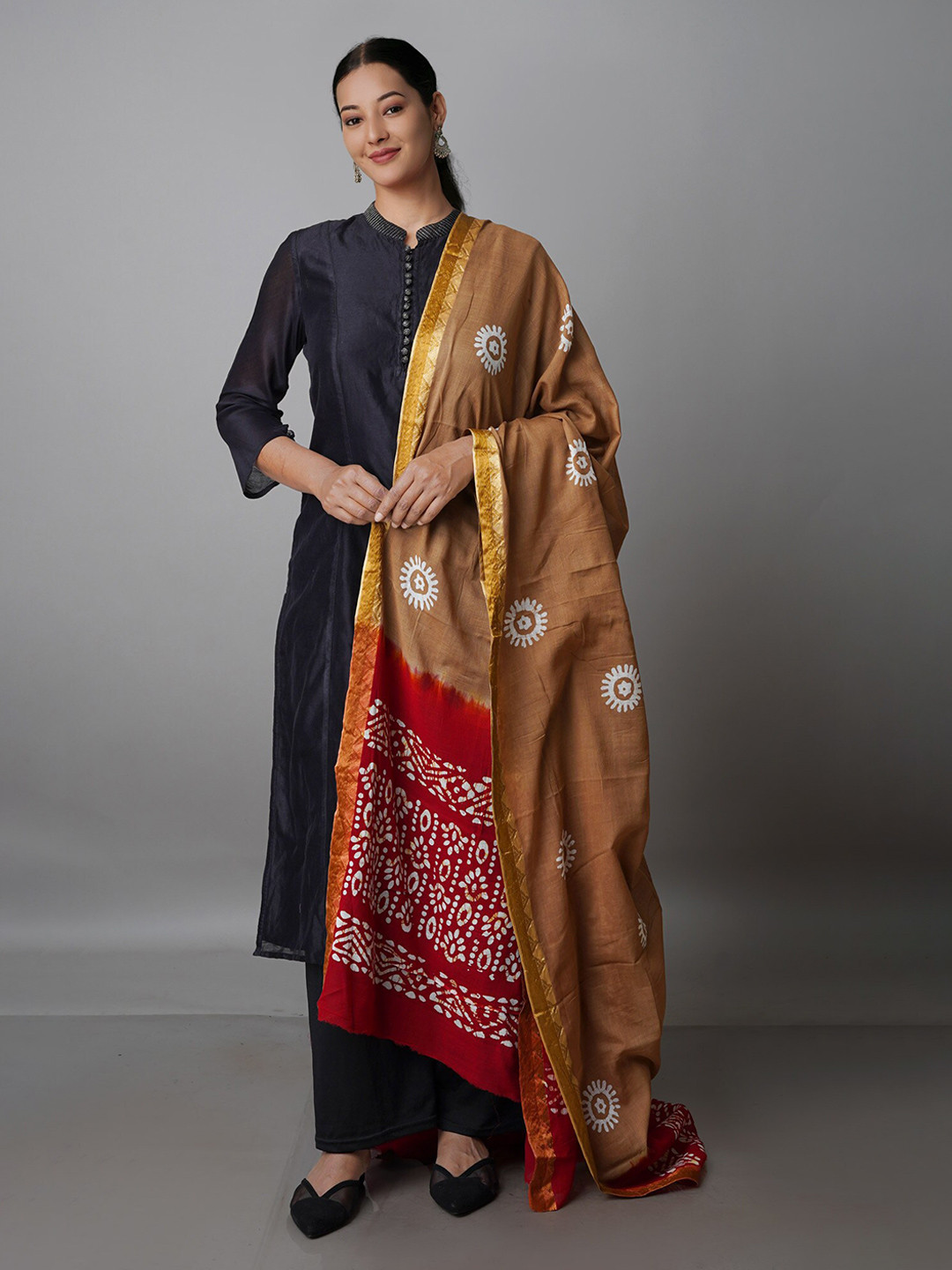 

Unnati Silks Ethnic Motifs Printed Pure Cotton Batik Dupatta, Brown