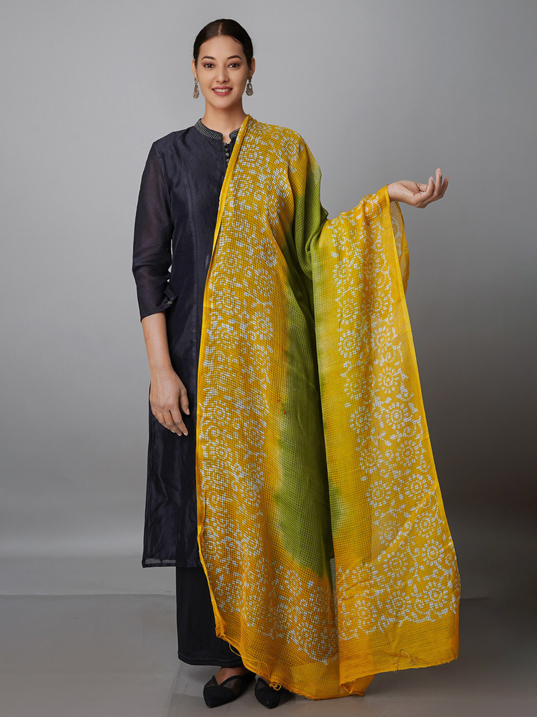 

Unnati Silks Checked Pure Cotton Batik Dupatta, Green