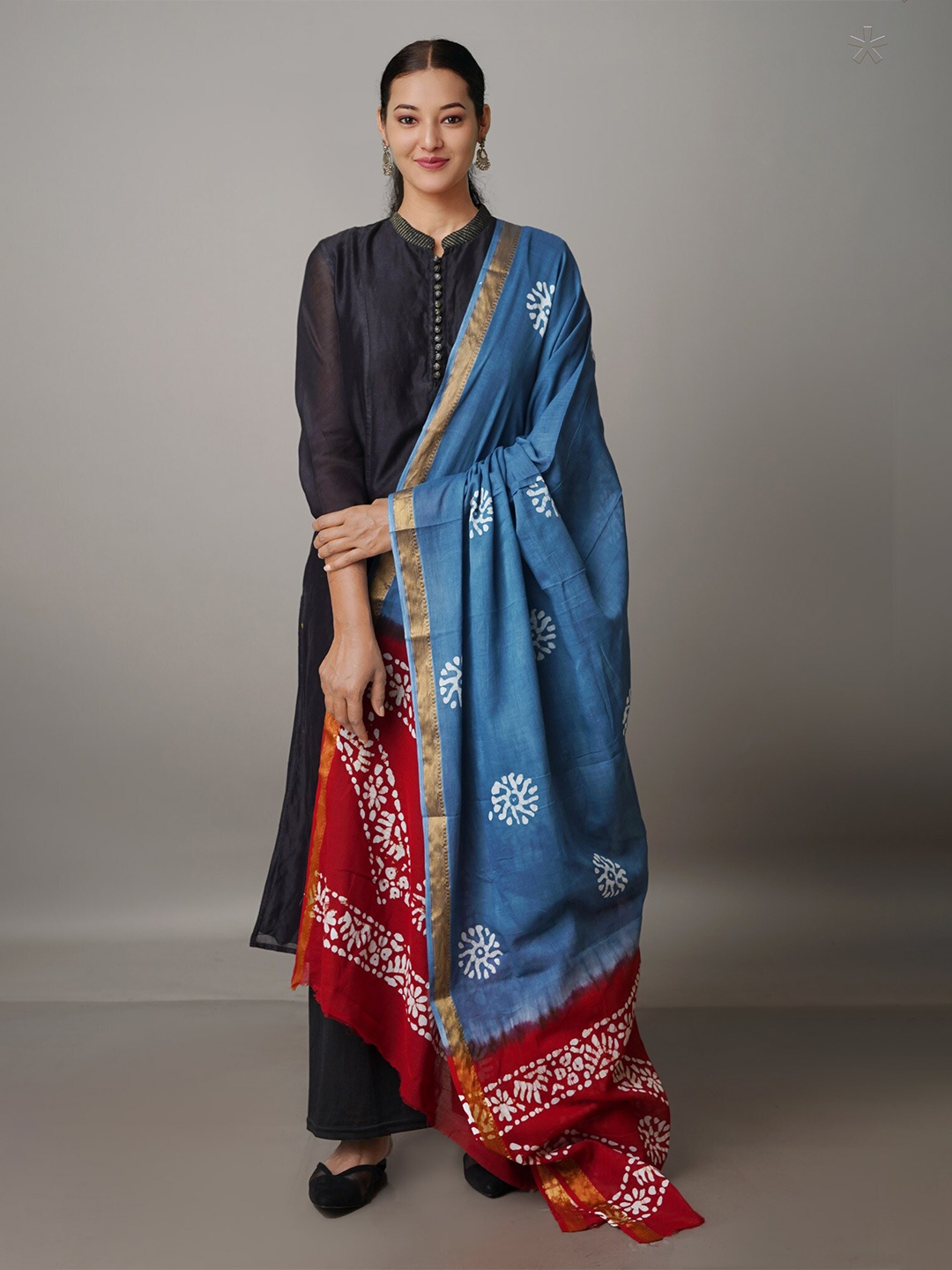 

Unnati Silks Ethnic Motifs Printed Pure Cotton Batik Dupatta, Blue