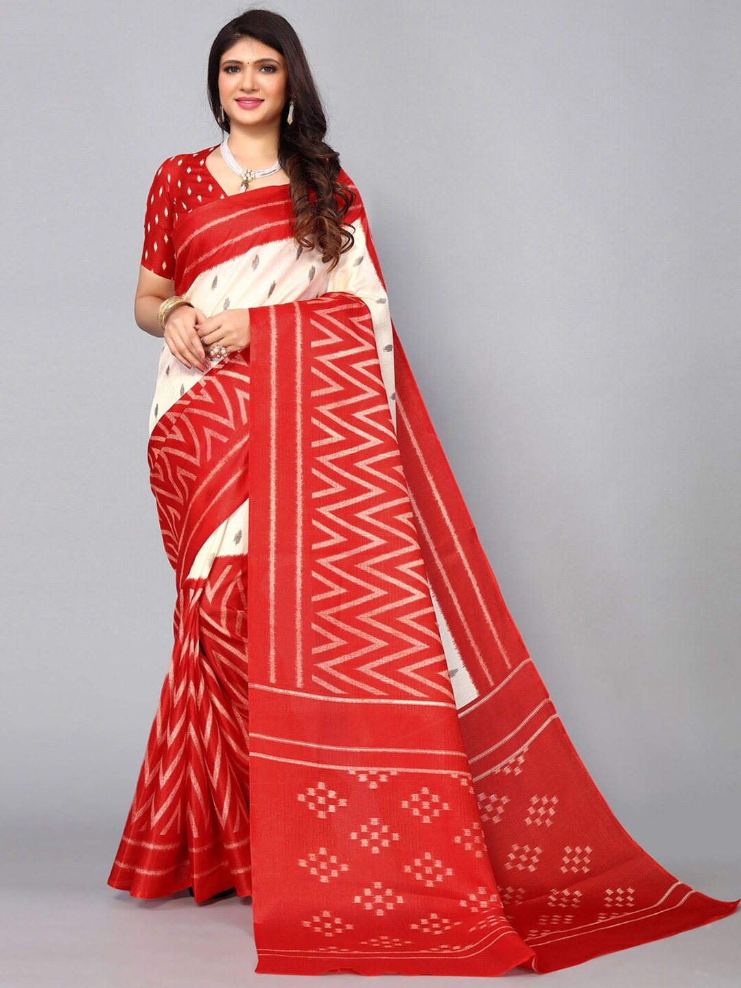 

KALINI Silk Blend Printed Saree, Red