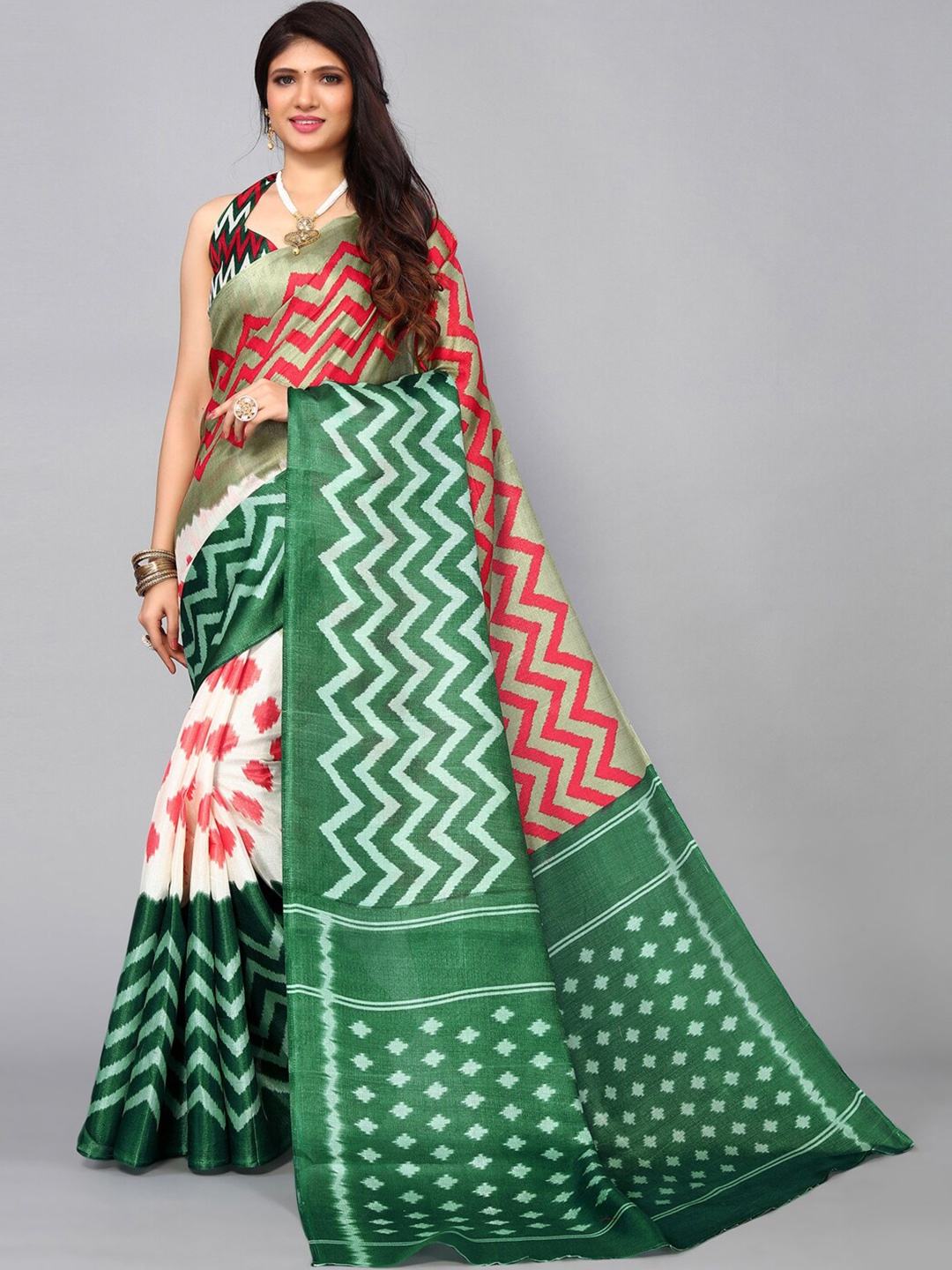 

KALINI Geometric Printed Saree, Green