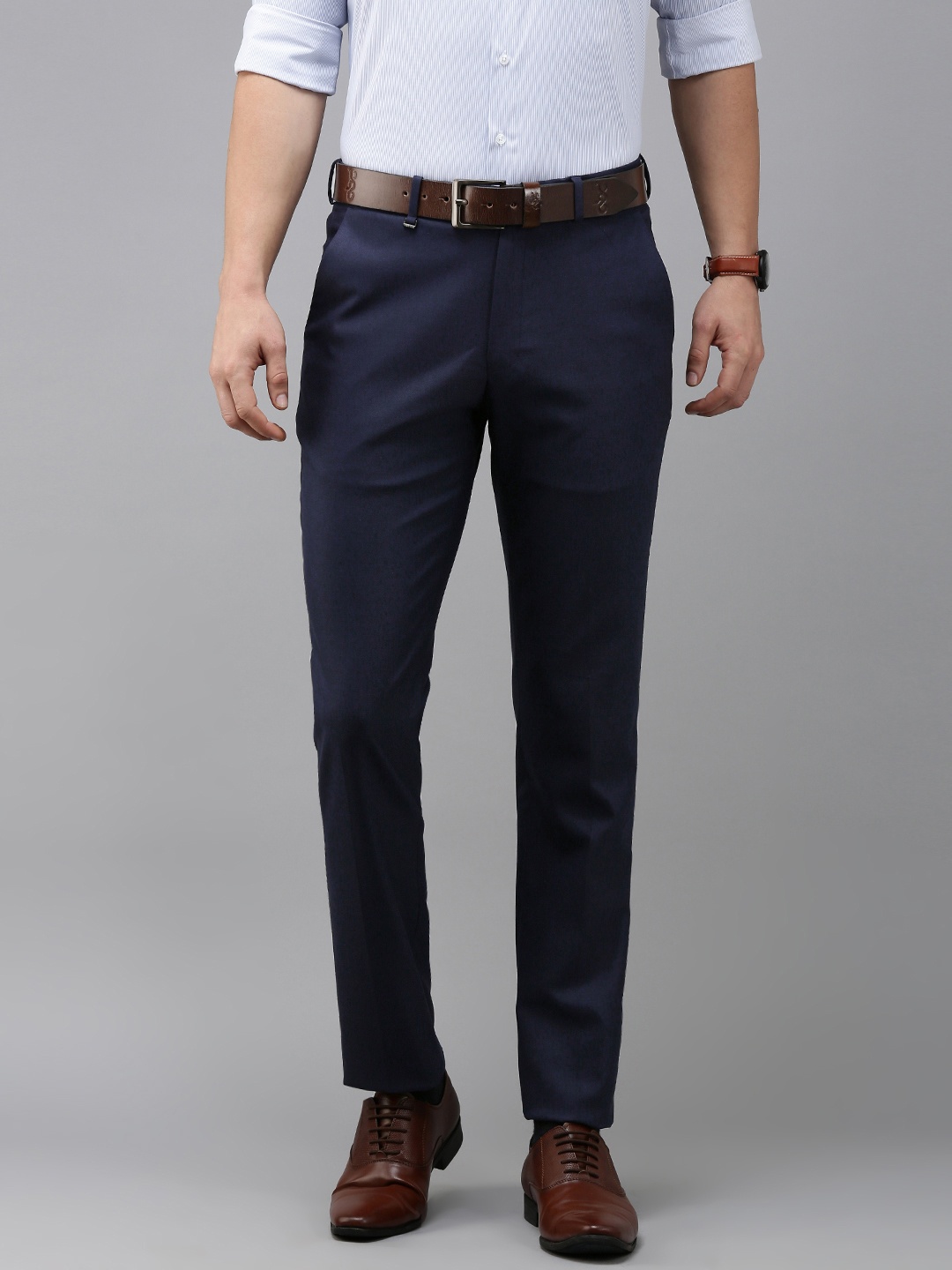 

Van Heusen Men Solid Slim Fit Formal Trousers, Navy blue