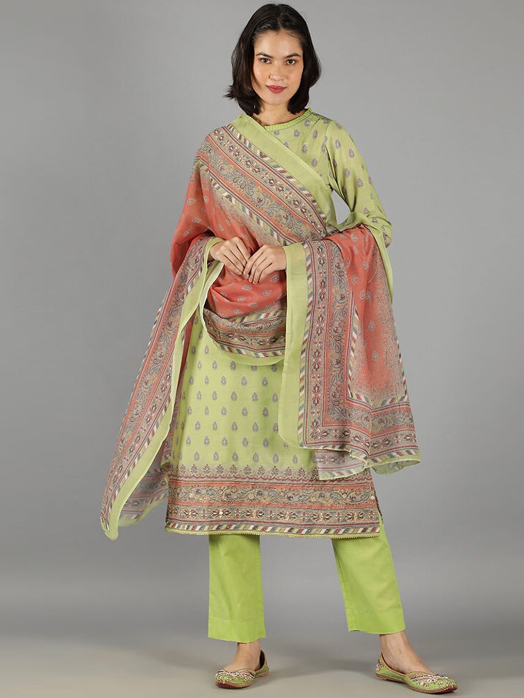 

BARARA ETHNIC Women Ethnic Motifs Printed Pure Cotton Kurta with Trousers & With Dupatta, Green