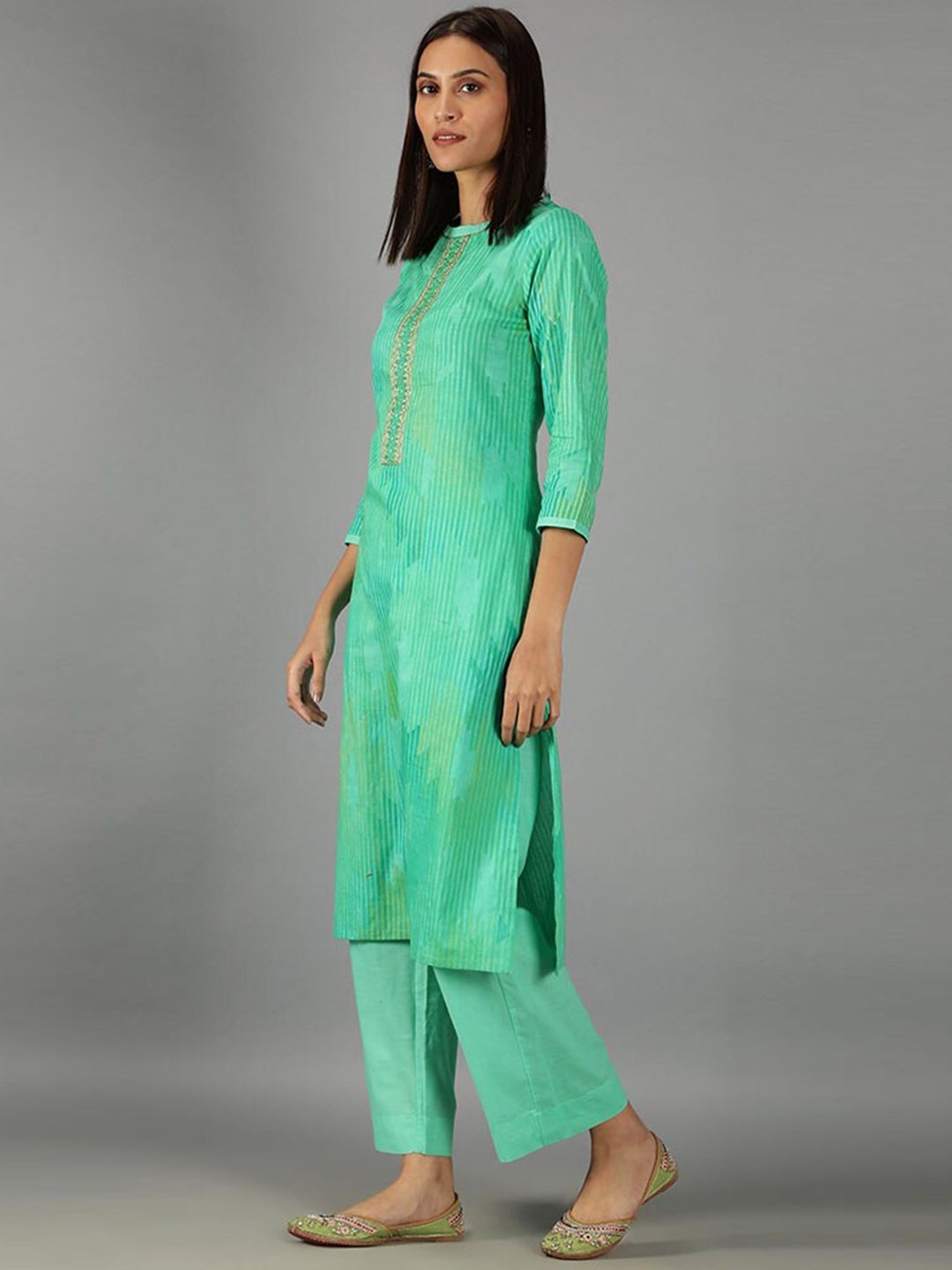 

BARARA ETHNIC Ethnic Motifs Embroidered Pure Cotton Kurta with Palazzos & Dupatta, Green