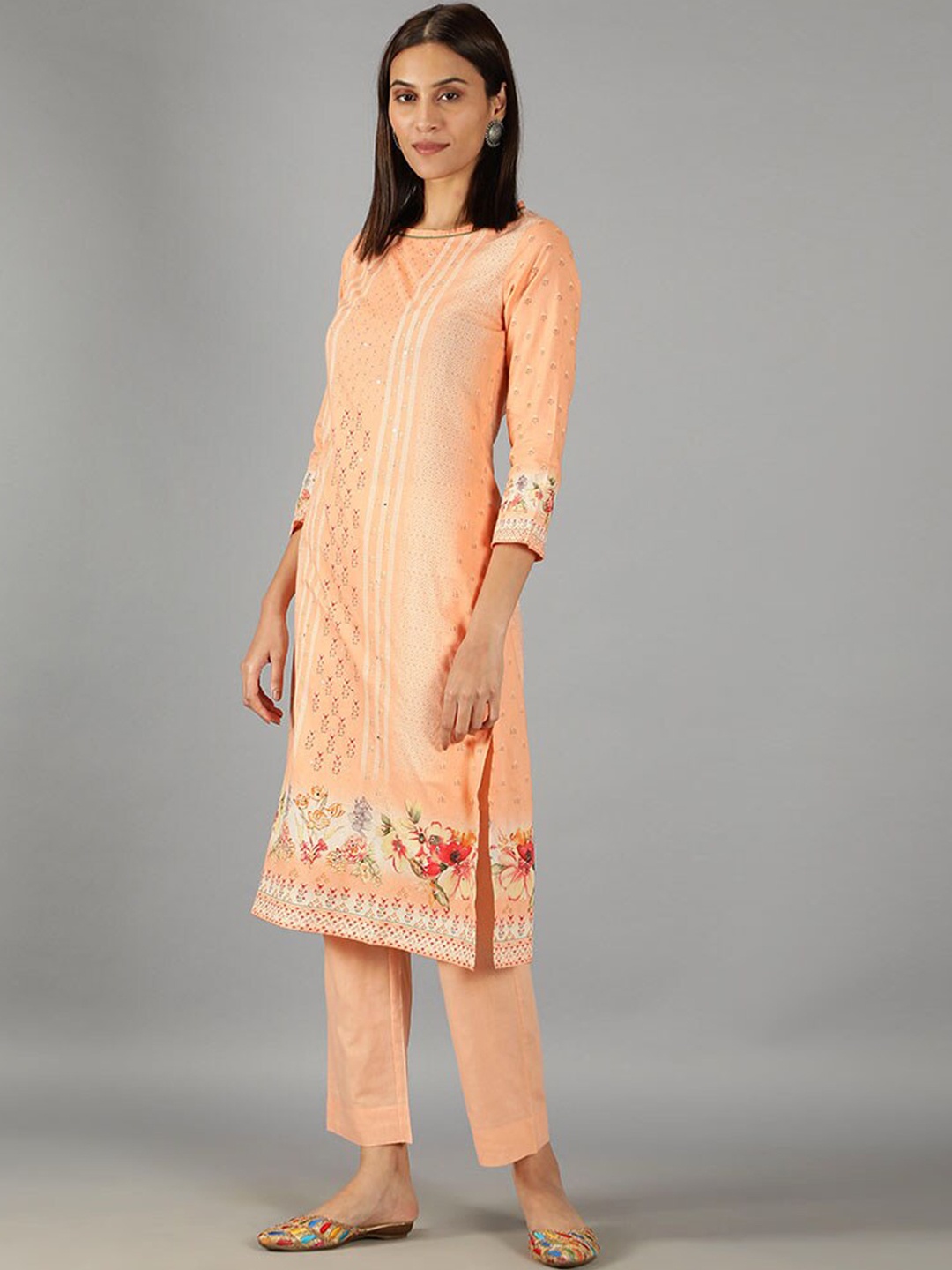 

BARARA ETHNIC Women Floral Printed Mirror Work Pure Cotton Kurta With Trousers & Dupatta, Peach