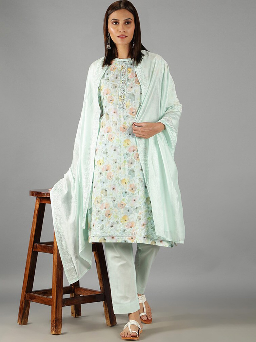 

BARARA ETHNIC Floral Printed Thread Work Pure Cotton Kurta with Trousers & With Dupatta, Blue