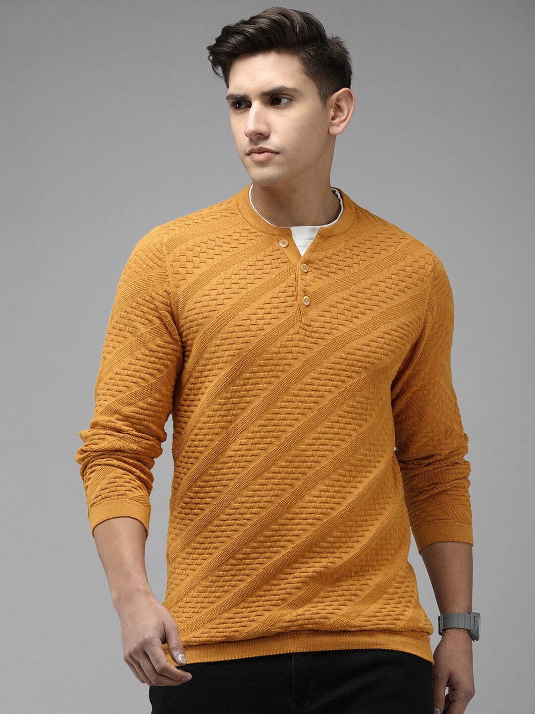 

THE BEAR HOUSE Ardor Edition Men Self Design Henley Neck Slim Fit T-shirt, Mustard