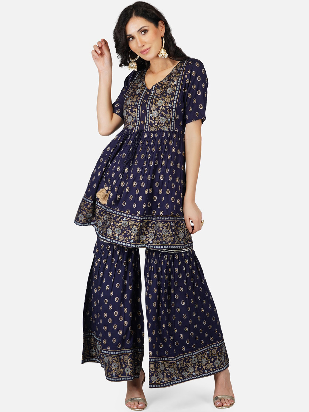 

METRO-FASHION Floral Printed Pleated Kurta with Sharara, Navy blue