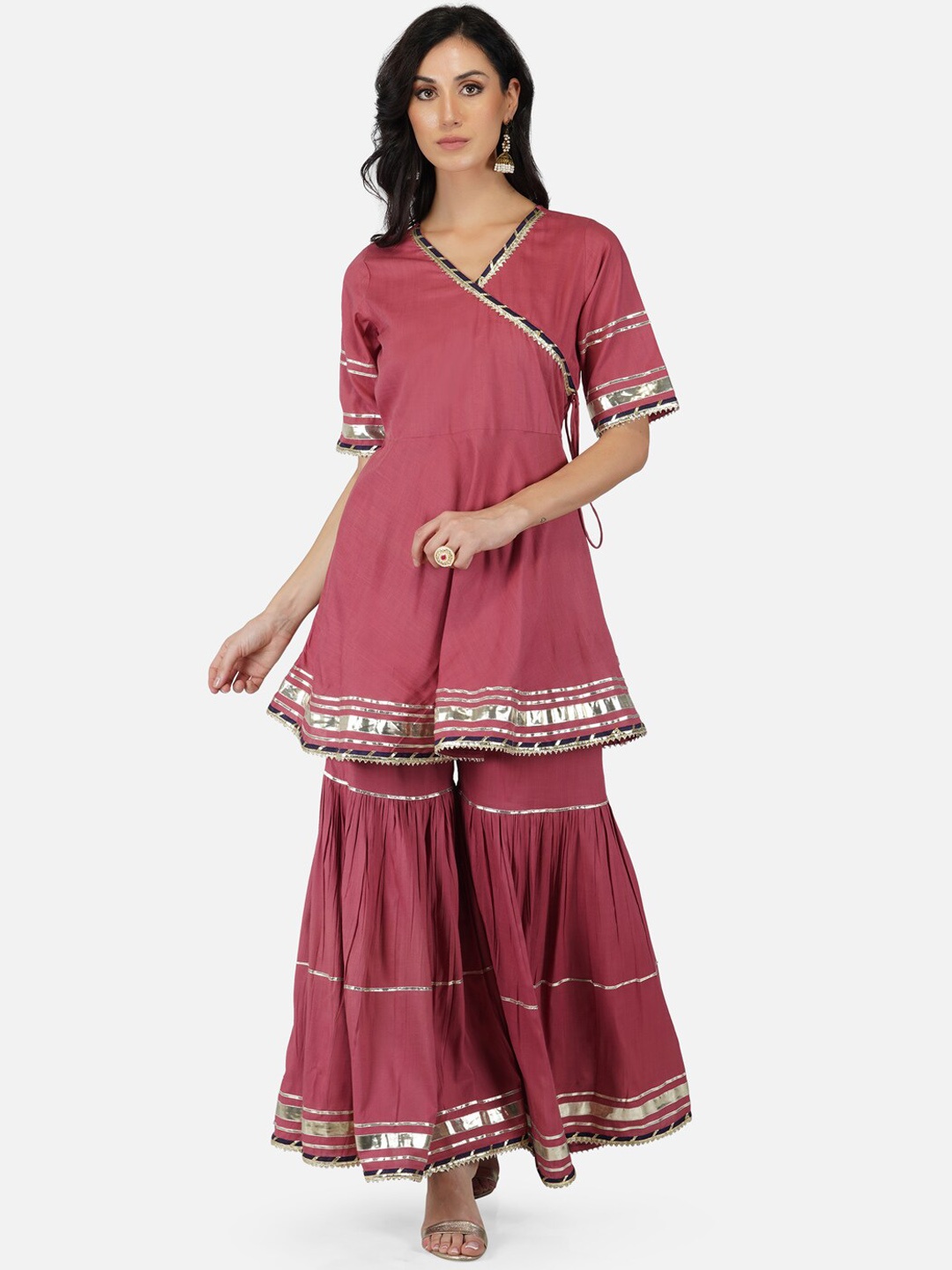 

METRO-FASHION Ethnic Motifs Embroidered Pleated Gotta Patti Kurta Set, Rose