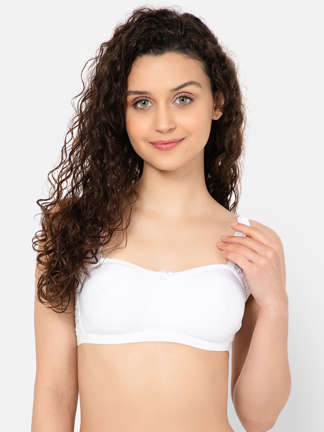 

Clovia Non-Wired Lightly Padded Spacer Cup T-shirt Bra, White