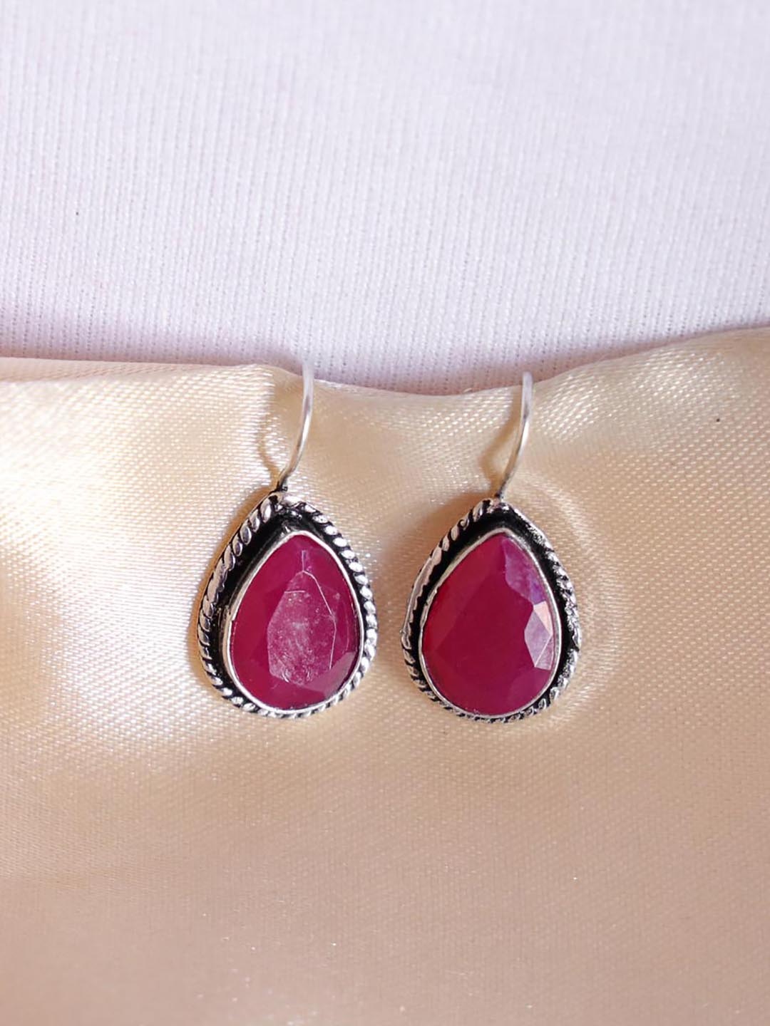 

Ozanoo Silver-Plated Teardrop Shaped Drop Earrings, Pink