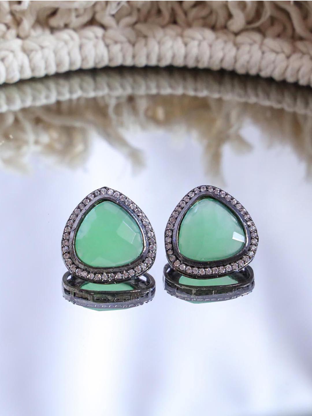 

Ozanoo Classic Studs Earrings, Green