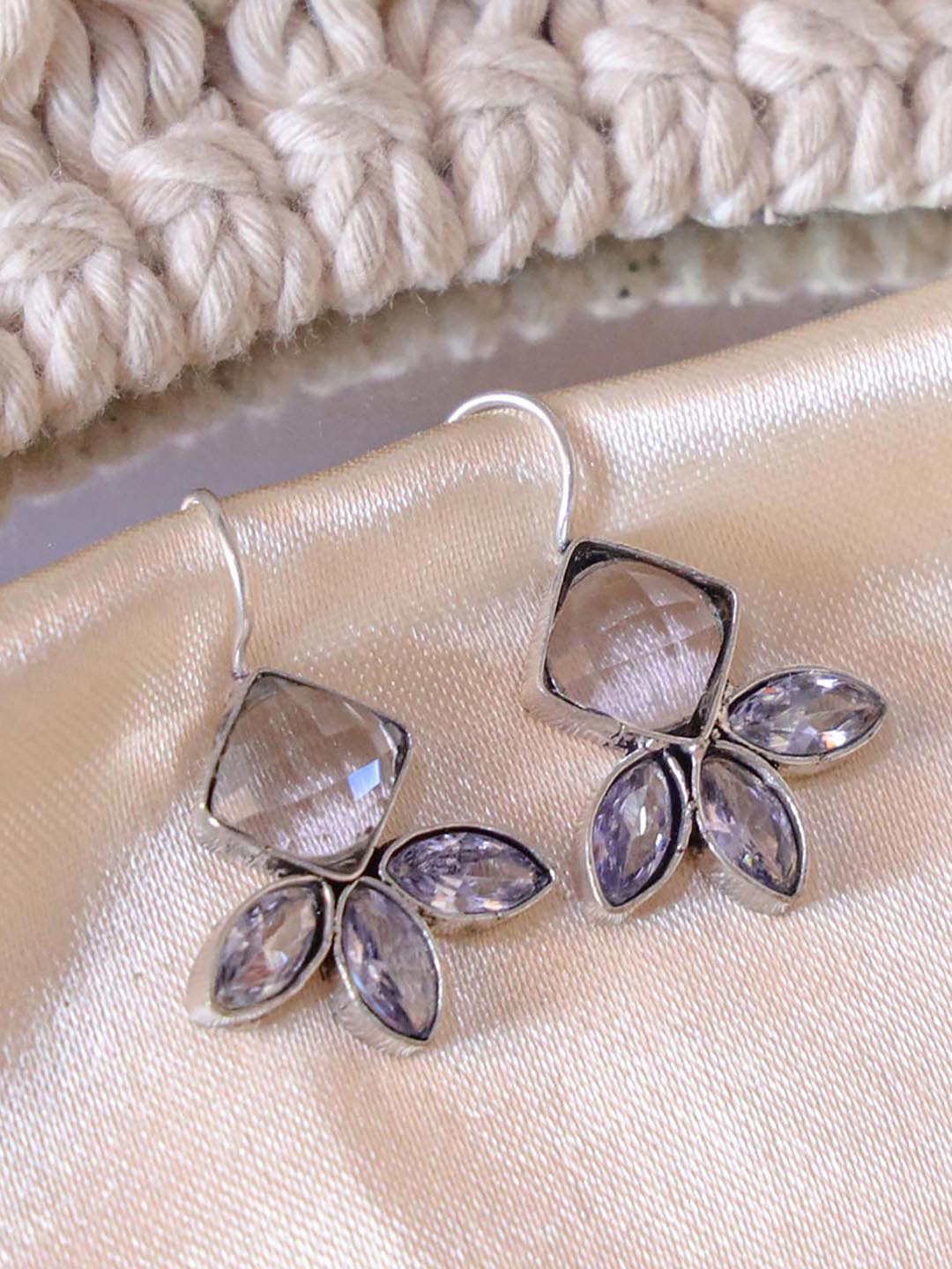 

Ozanoo Classic Silver Plated Studs Earrings, White