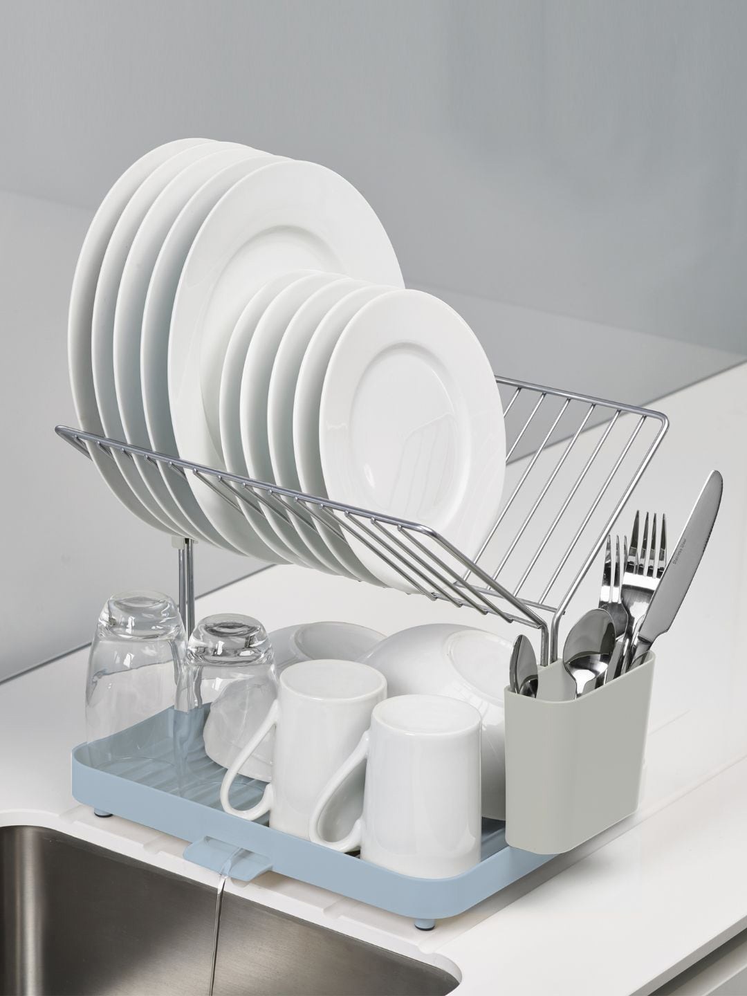 

Joseph Joseph Blue Y-Shaped Dish Rack & Drain Board Set With Cutlery Organizer