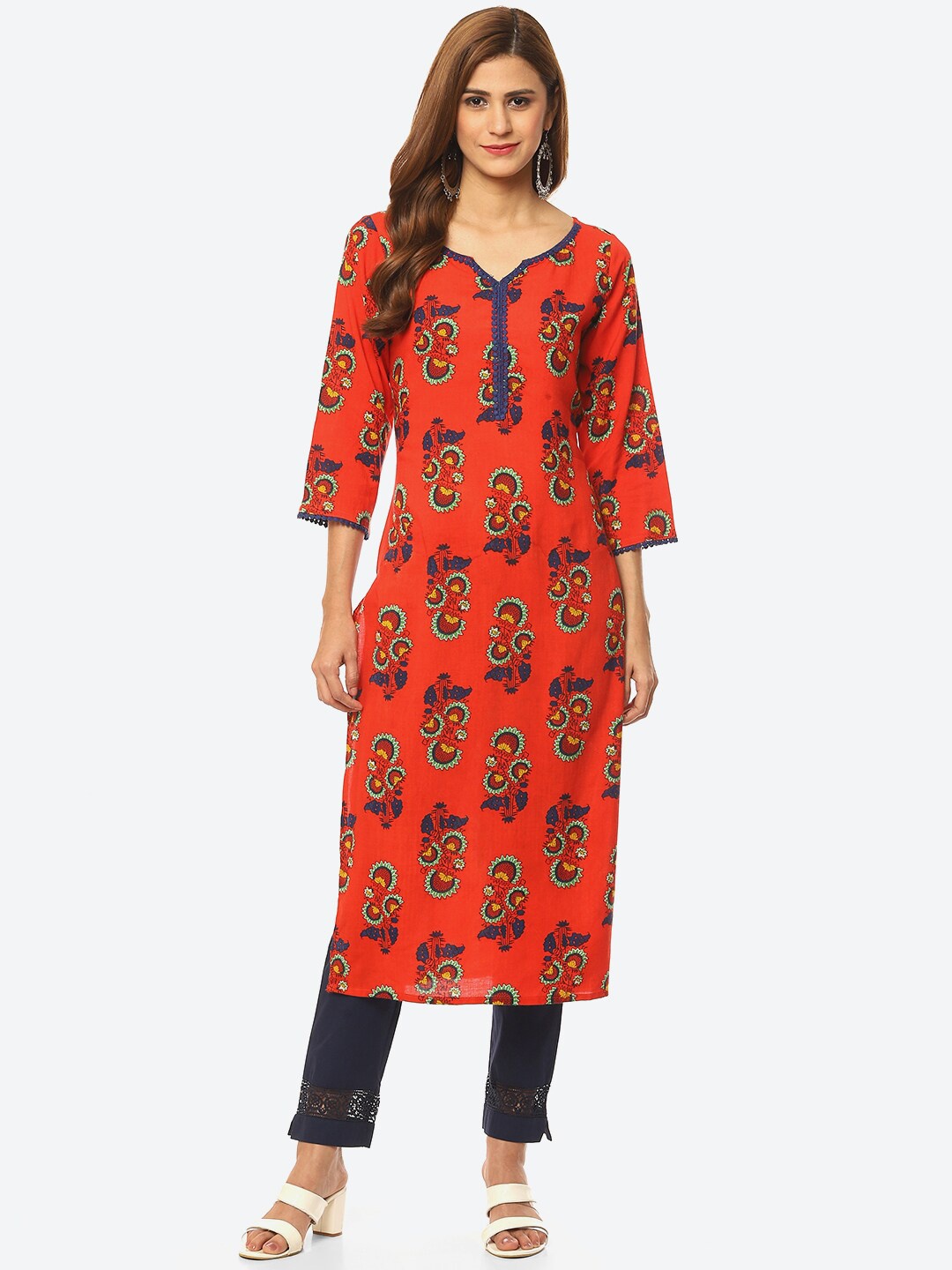 

Kurti's by Menka Women Ethnic Motifs Printed Kurta, Red