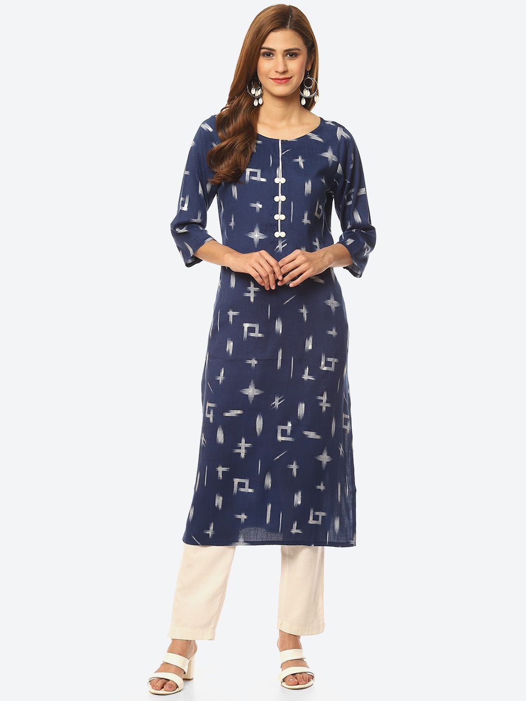 

Kurti's by Menka Women Round Neck Printed Kurta, Blue