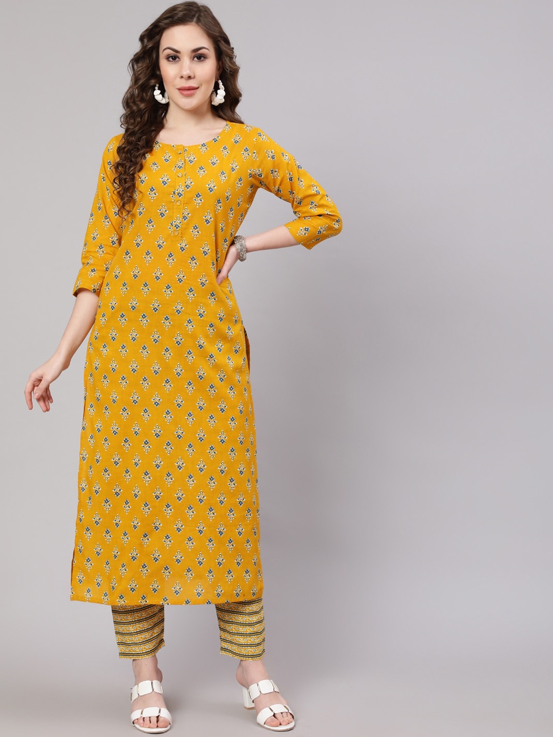 

Nayo Women Floral Printed Pure Cotton Kurta with Trousers, Mustard
