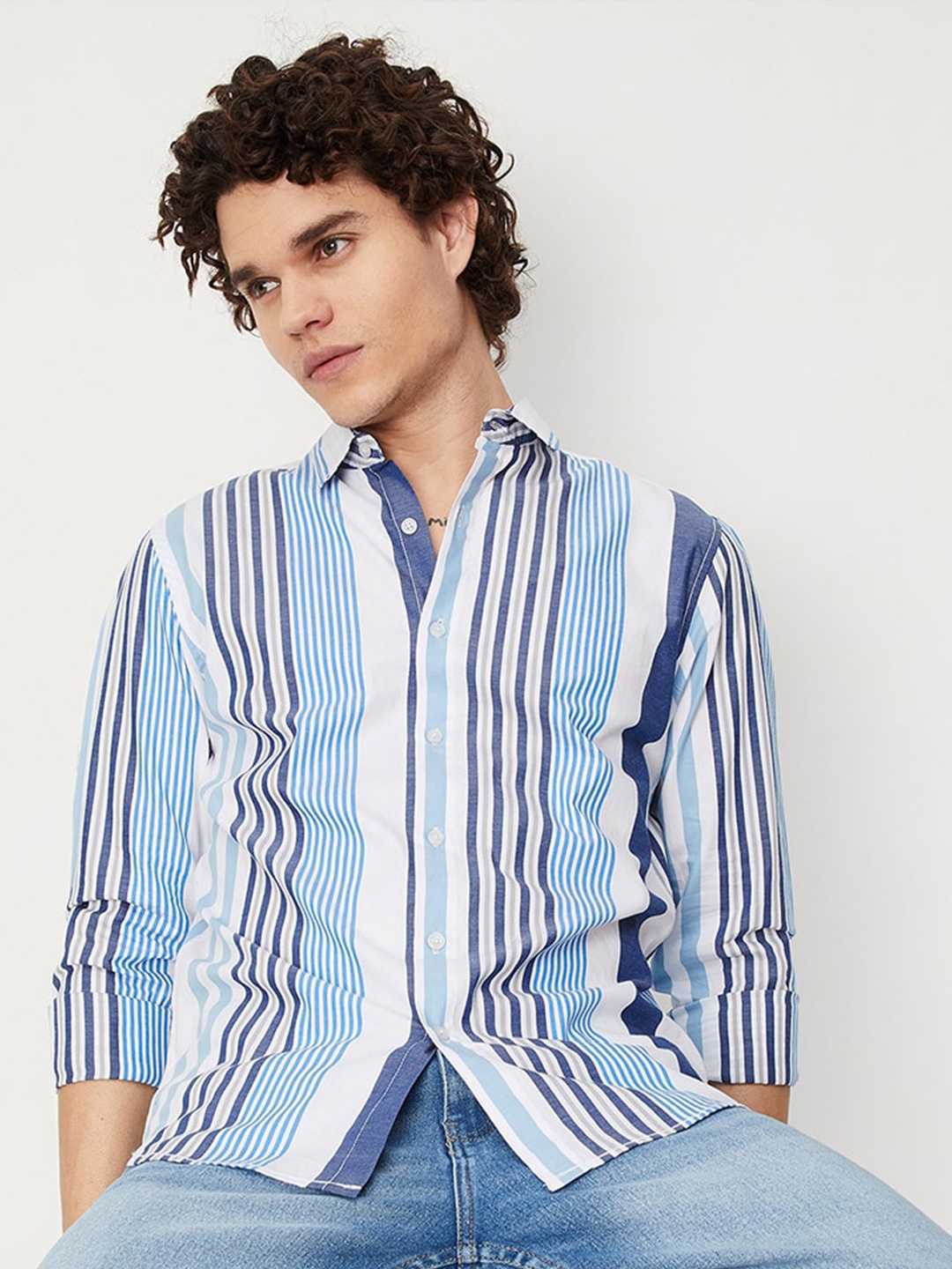 

max Men Blue Striped Casual Shirt