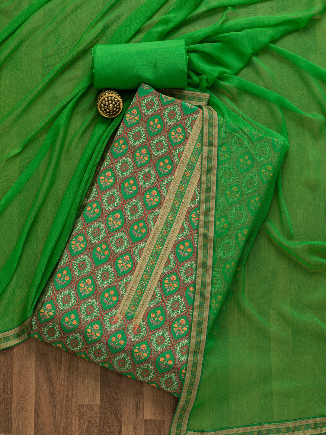 

Koskii Unstitched Dress Material, Green