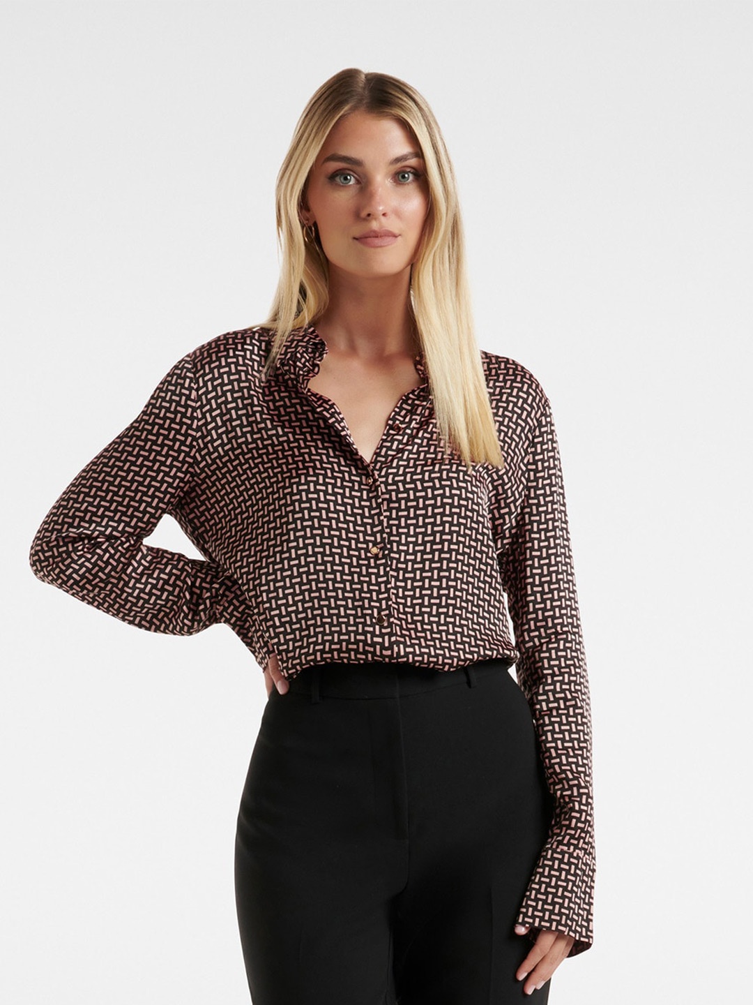 

Forever New Women Printed Casual Shirt, Brown