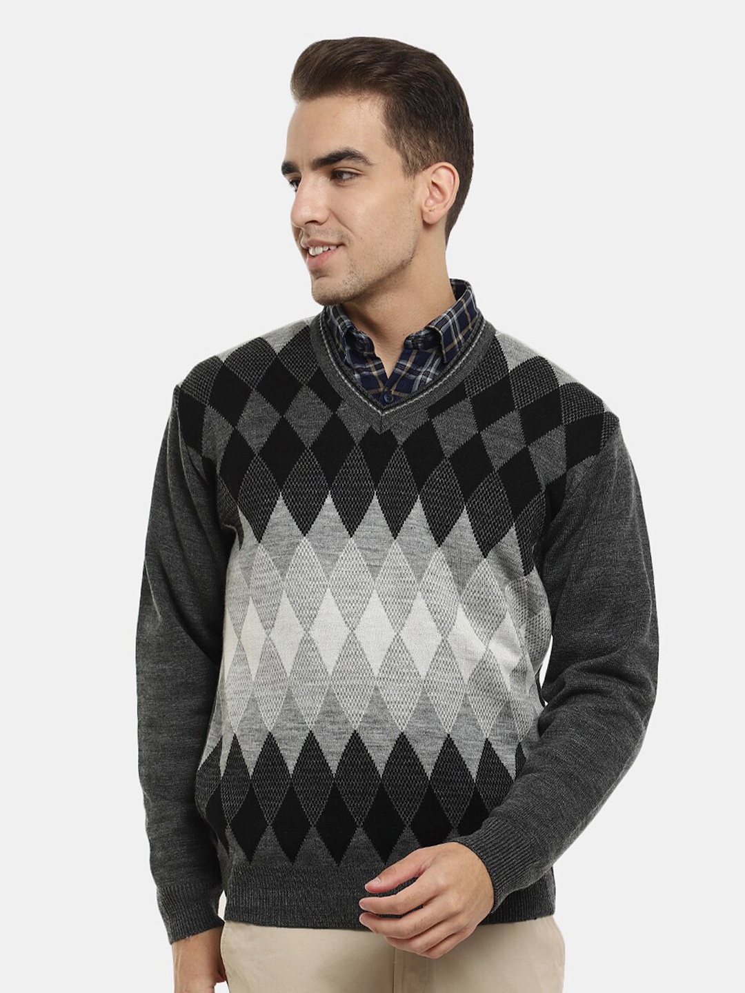

V-Mart Men Printed Wool Sweatshirt, Grey