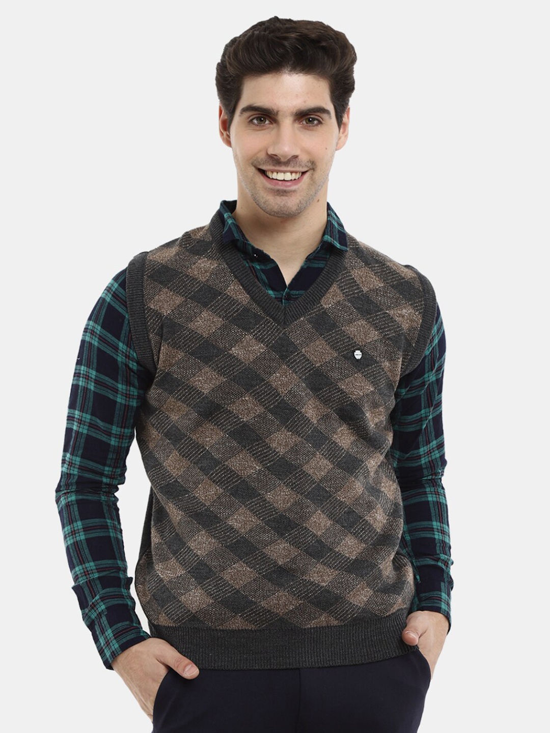 

V-Mart Men Checked Woolen Sweatshirt, Grey