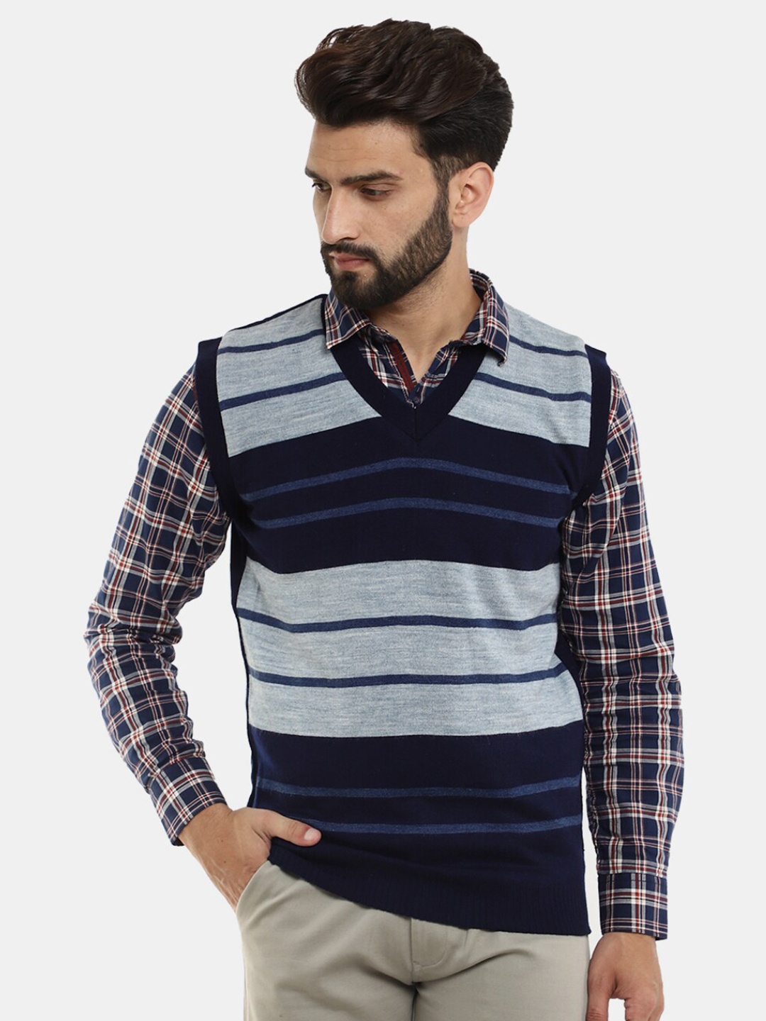 

V-Mart Men V-Neck Striped Sweater Vest, Navy blue