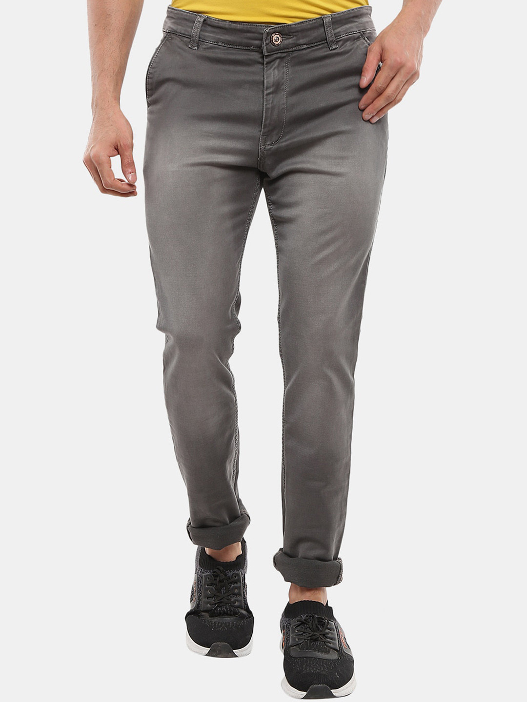 

V-Mart Men Classic Slim Fit Mid-Rise Light Fade Jeans, Grey
