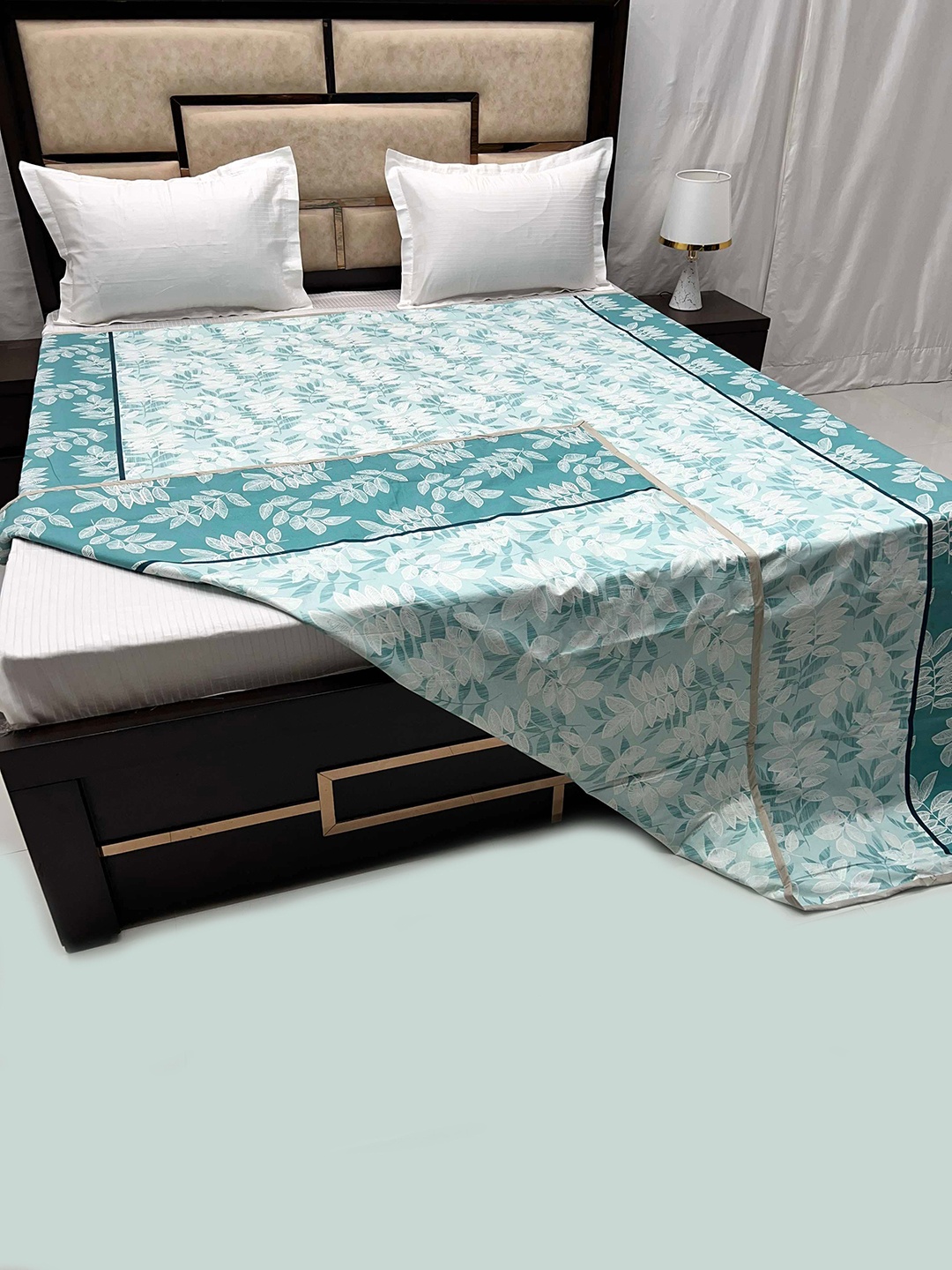 

Pure Decor Green Printed Pure Cotton Duvet Cover