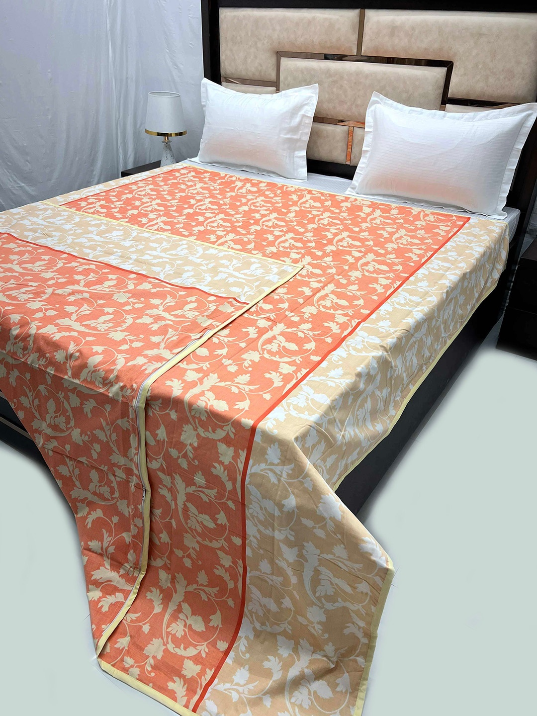 

Pure Decor Orange Floral Printed Pure Cotton 300 TC King-Size Duvet Cover