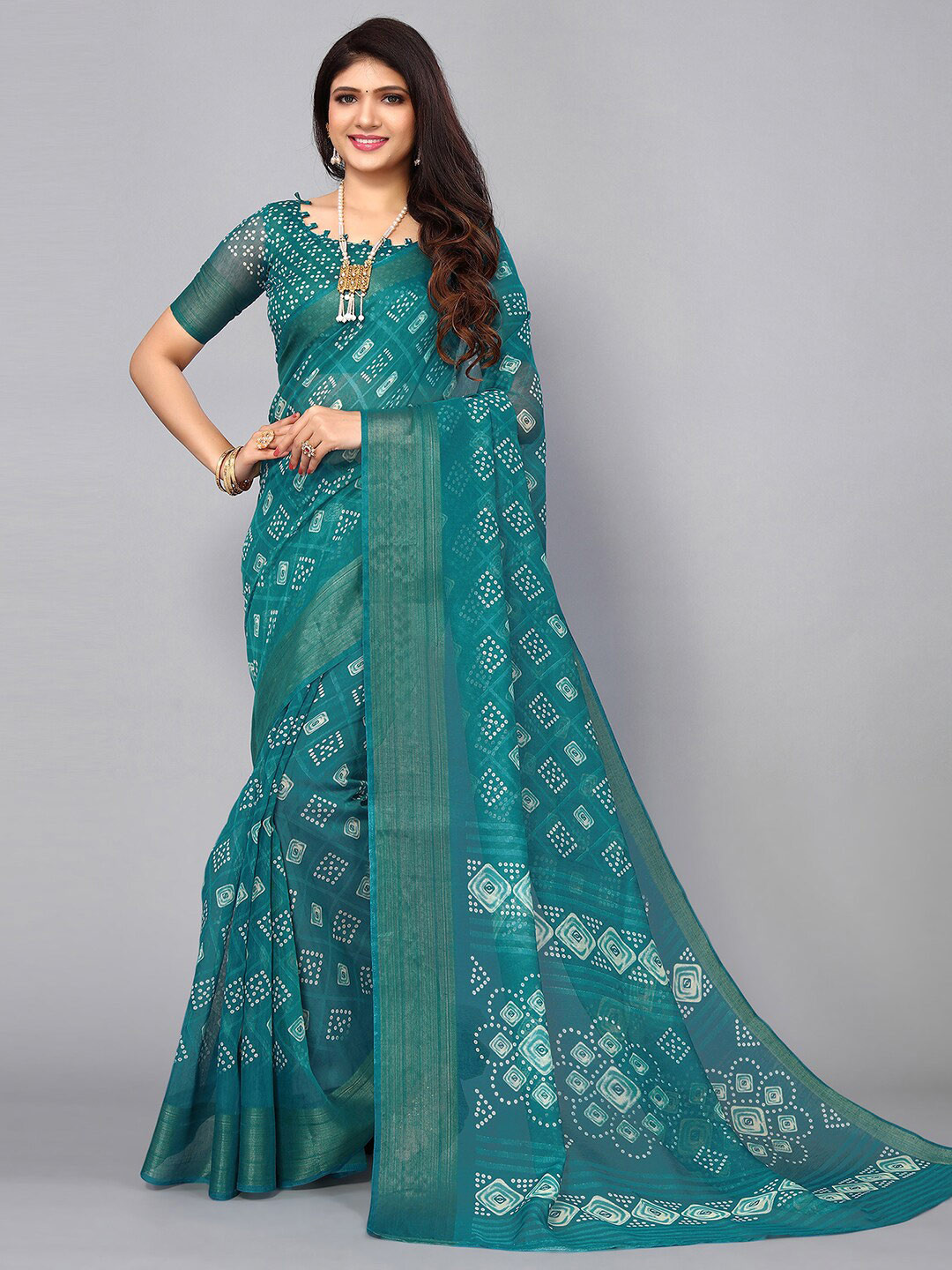

KALINI Bandhani Printed Saree, Green