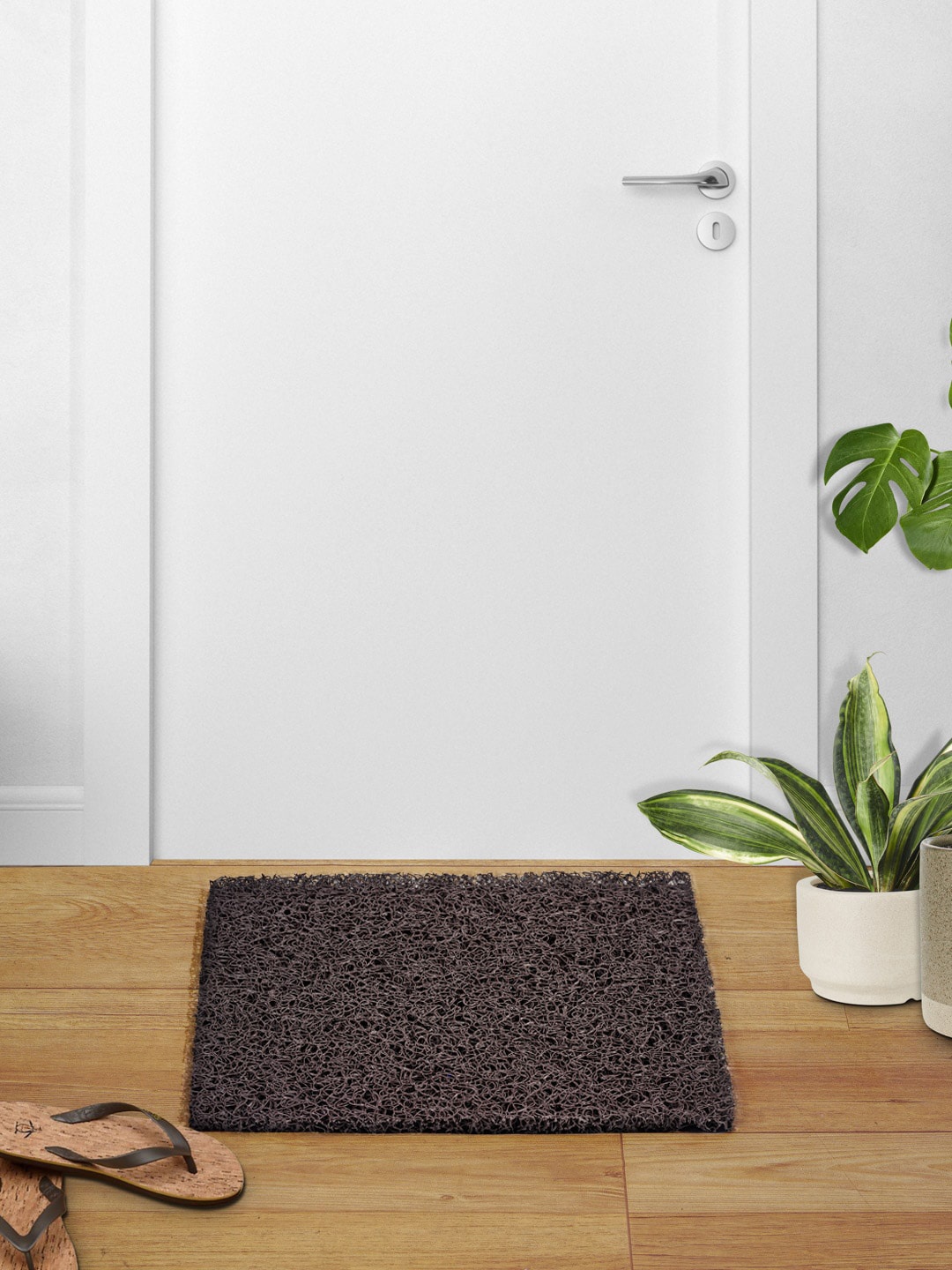 

DREAM WEAVERZ Dark Brown Anti-Skid Medium Rubber Coir Door Mat