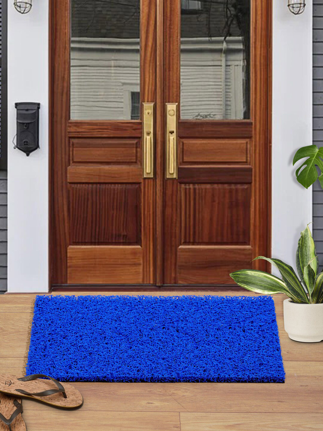 

DREAM WEAVERZ Blue 1000 GSM Anti-Skid Door Mat