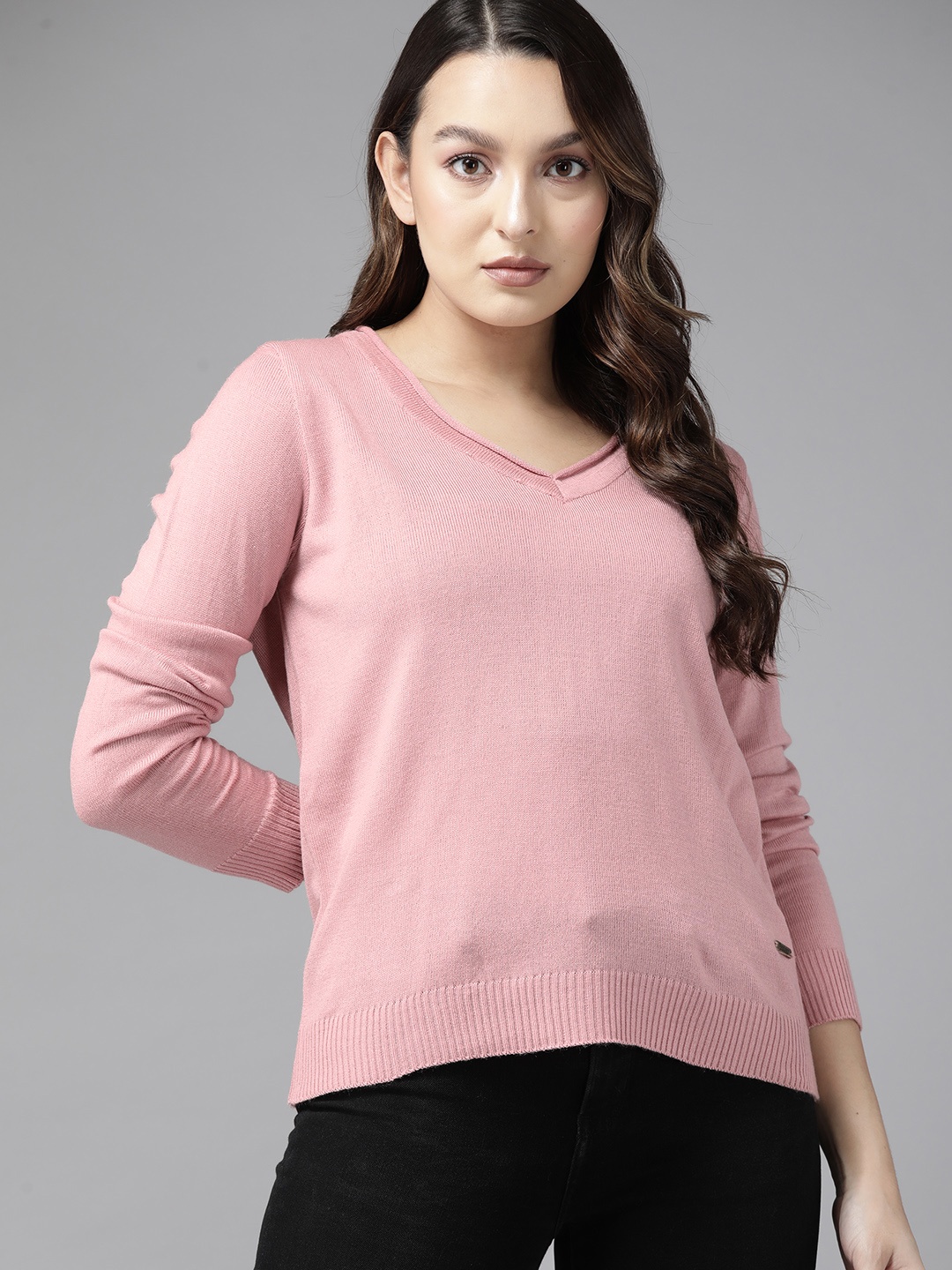 

Roadster Women Solid Ribbed V-Neck Pullover, Rose