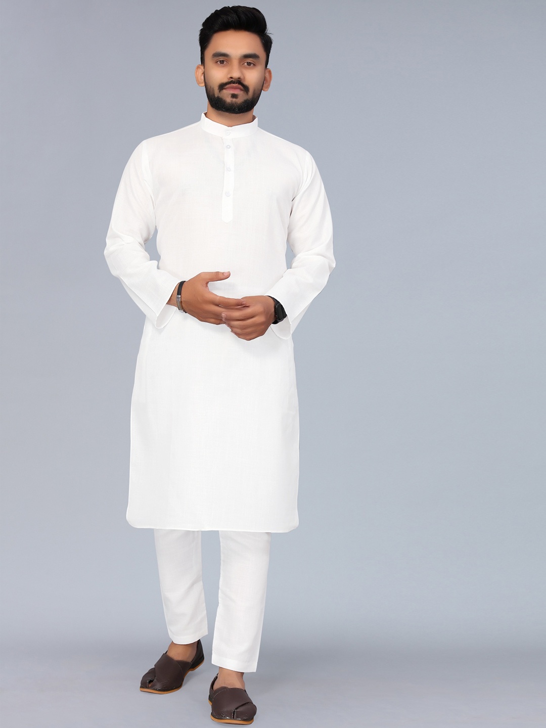 

Nimayaa Men White Kurta with Pyjamas