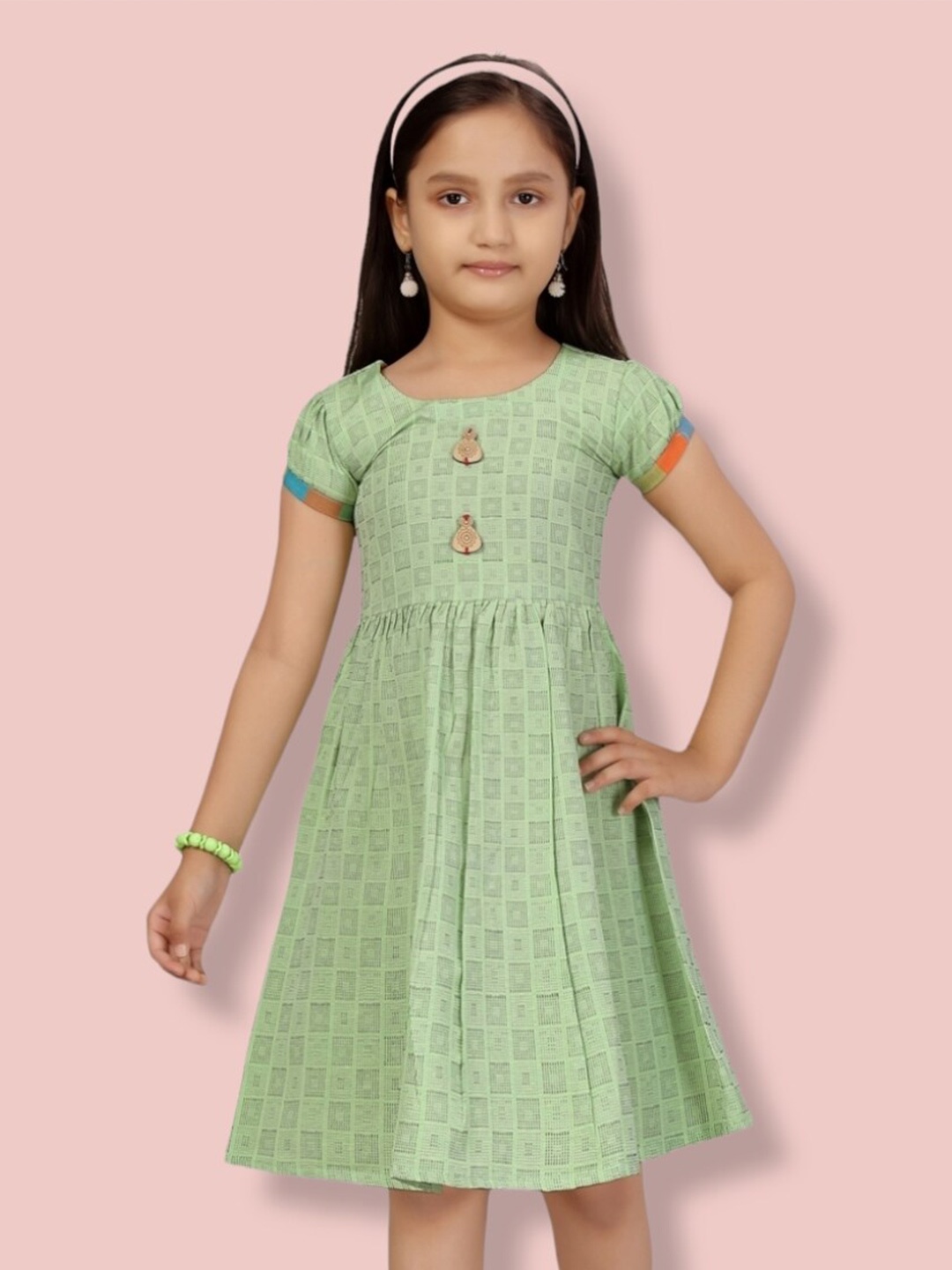 

Aarika Girls Checked Cotton Dress, Green