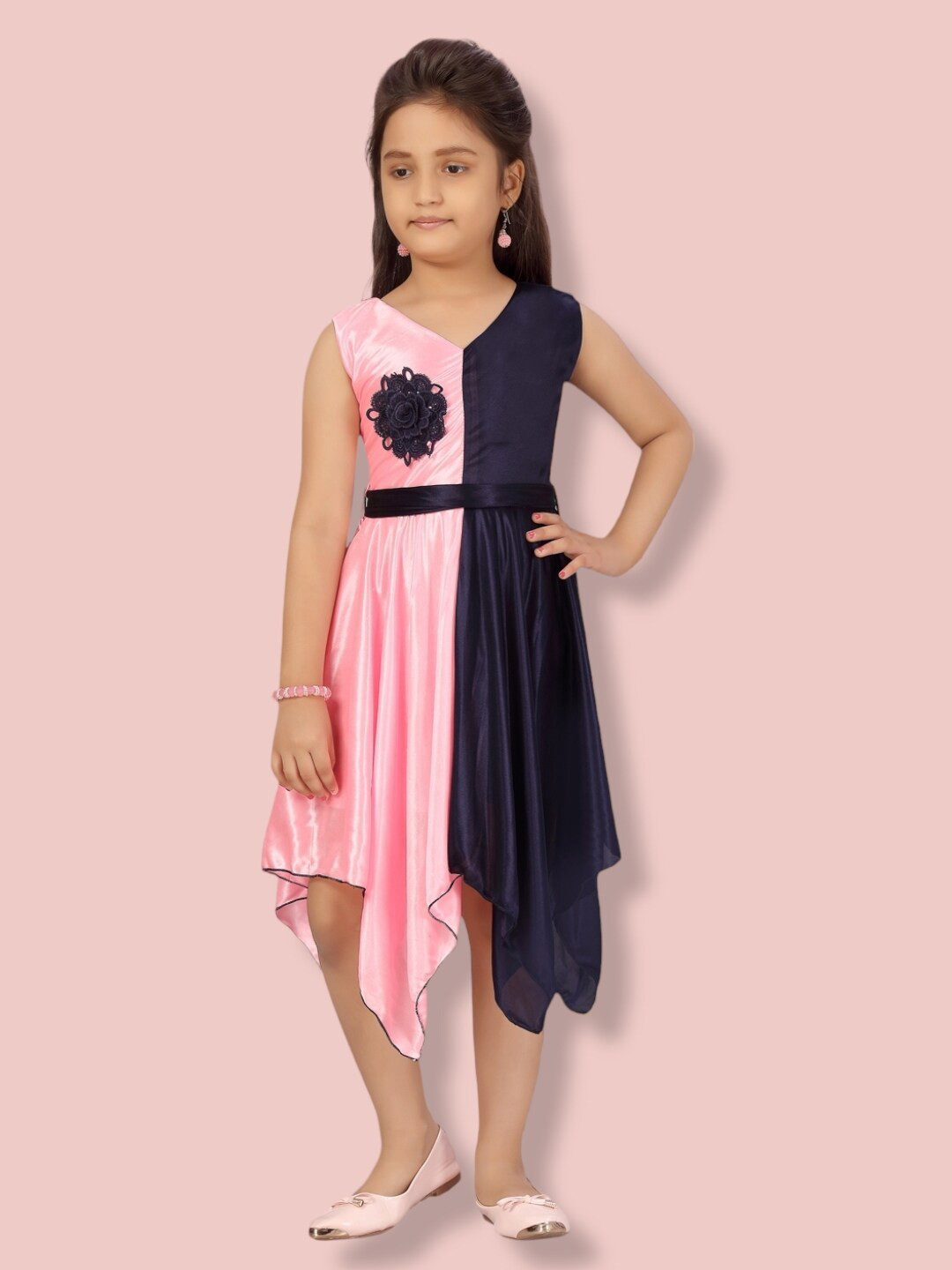 

Aarika Girls Colourblocked Satin Dress, Pink