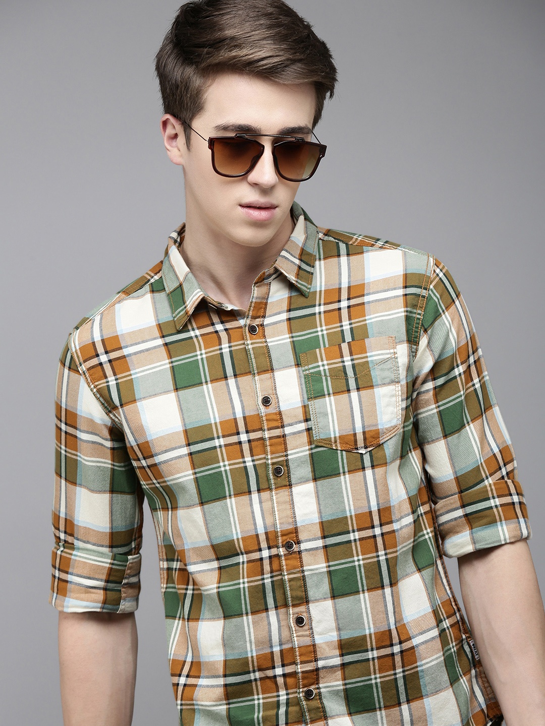 

BEAT LONDON by PEPE JEANS Men Pure Cotton Slim Fit Opaque Checked Casual Shirt, Brown