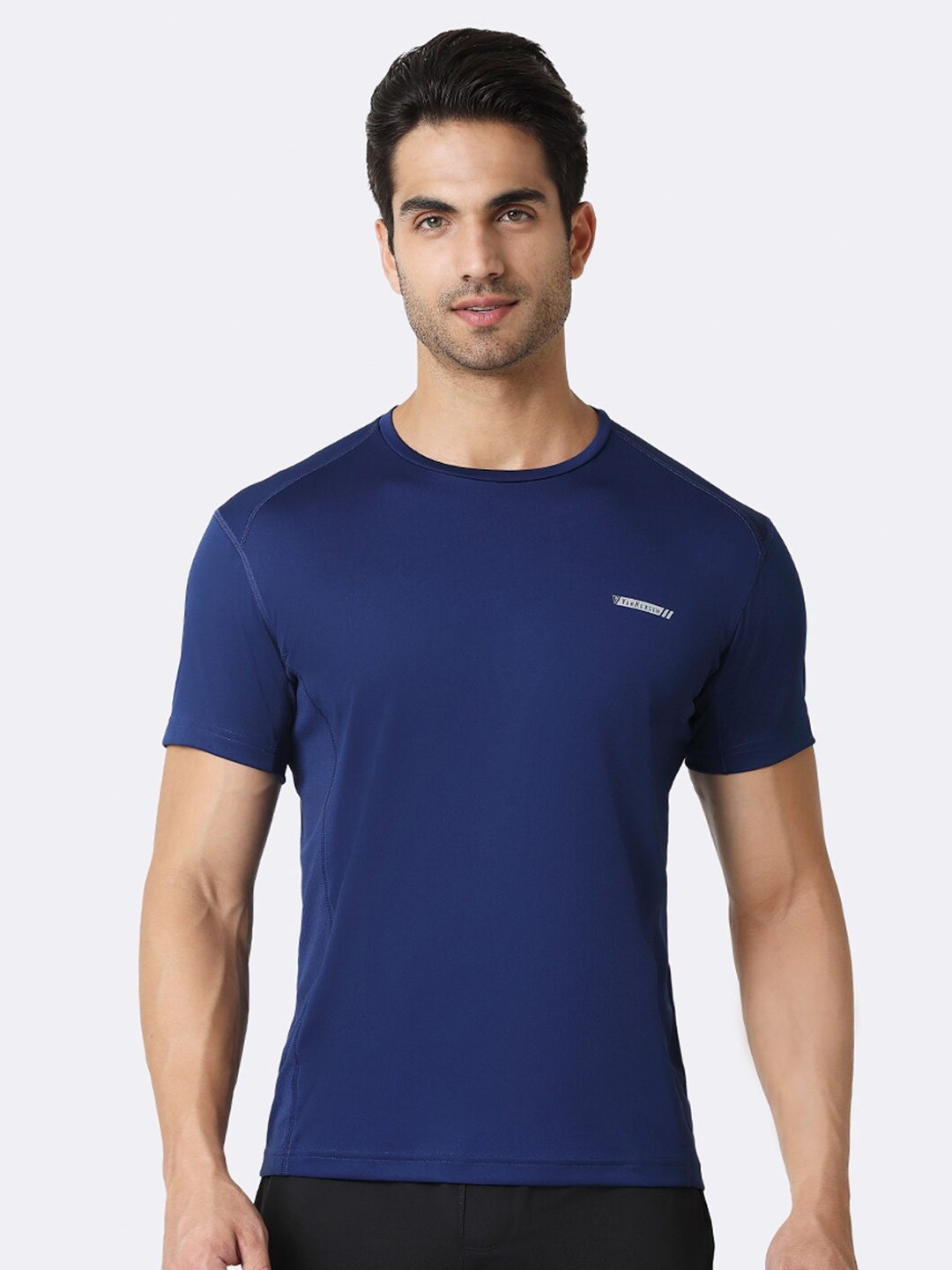 

Van Heusen Men Solid Swift Dry Anti Microbial Active T-Shirt, Navy blue