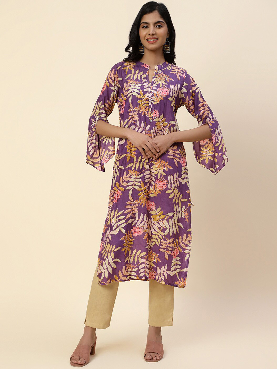 

Meena Bazaar Floral Printed Flared Sleeves Kurta, Purple