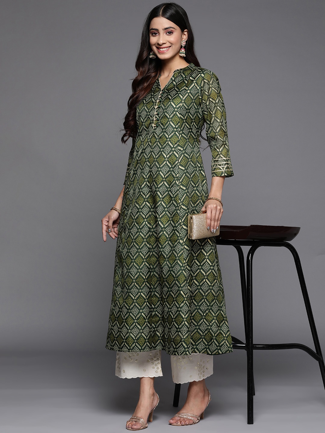 

Varanga Women Bandhani Printed Anarkali Kurta, Green