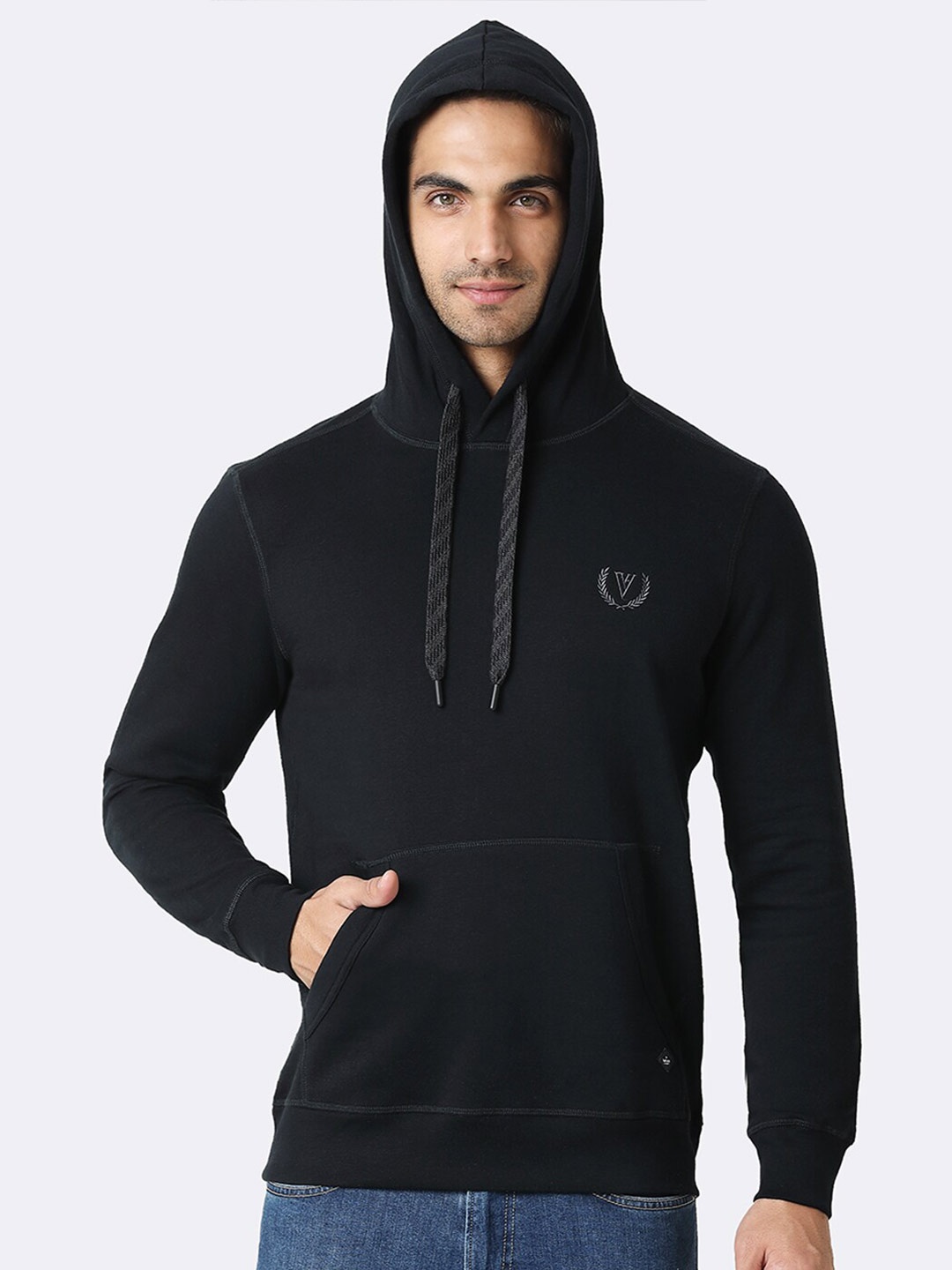 

Van Heusen Men Black Solid Hooded Neck Media Pocket Sweatshirt