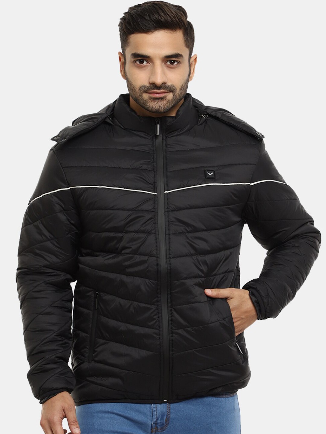 

V-Mart Men Cotton Lightweight Outdoor Padded Jacket, Black