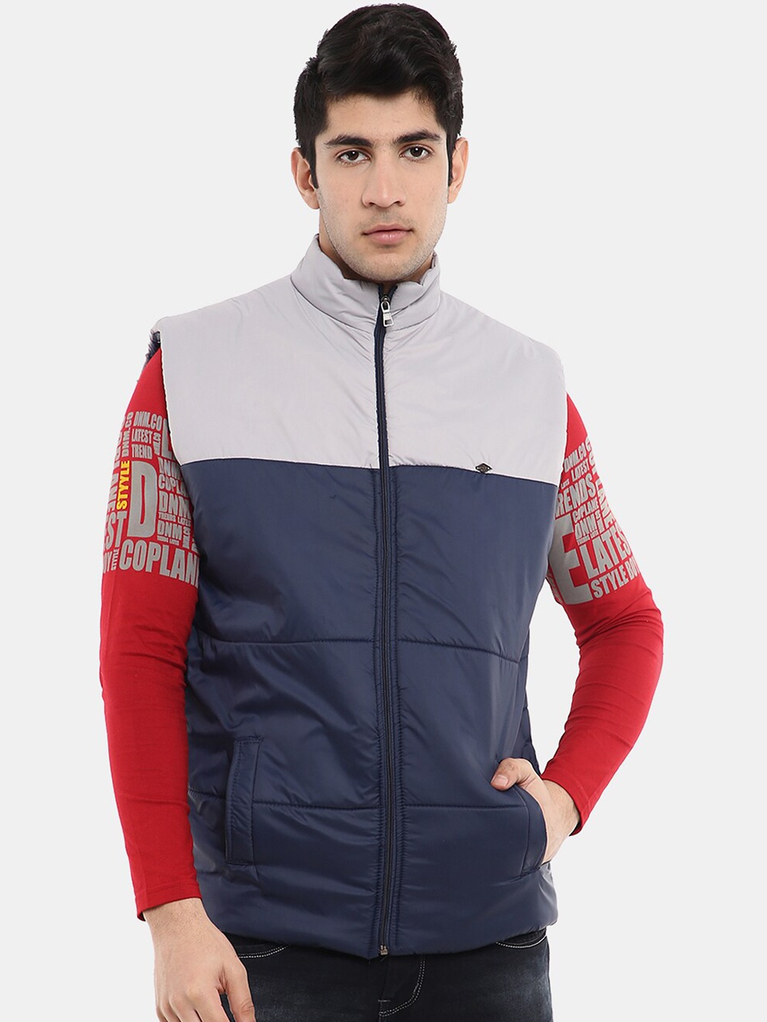 

V-Mart Men Colourblocked Nylon Padded Jacket, Navy blue