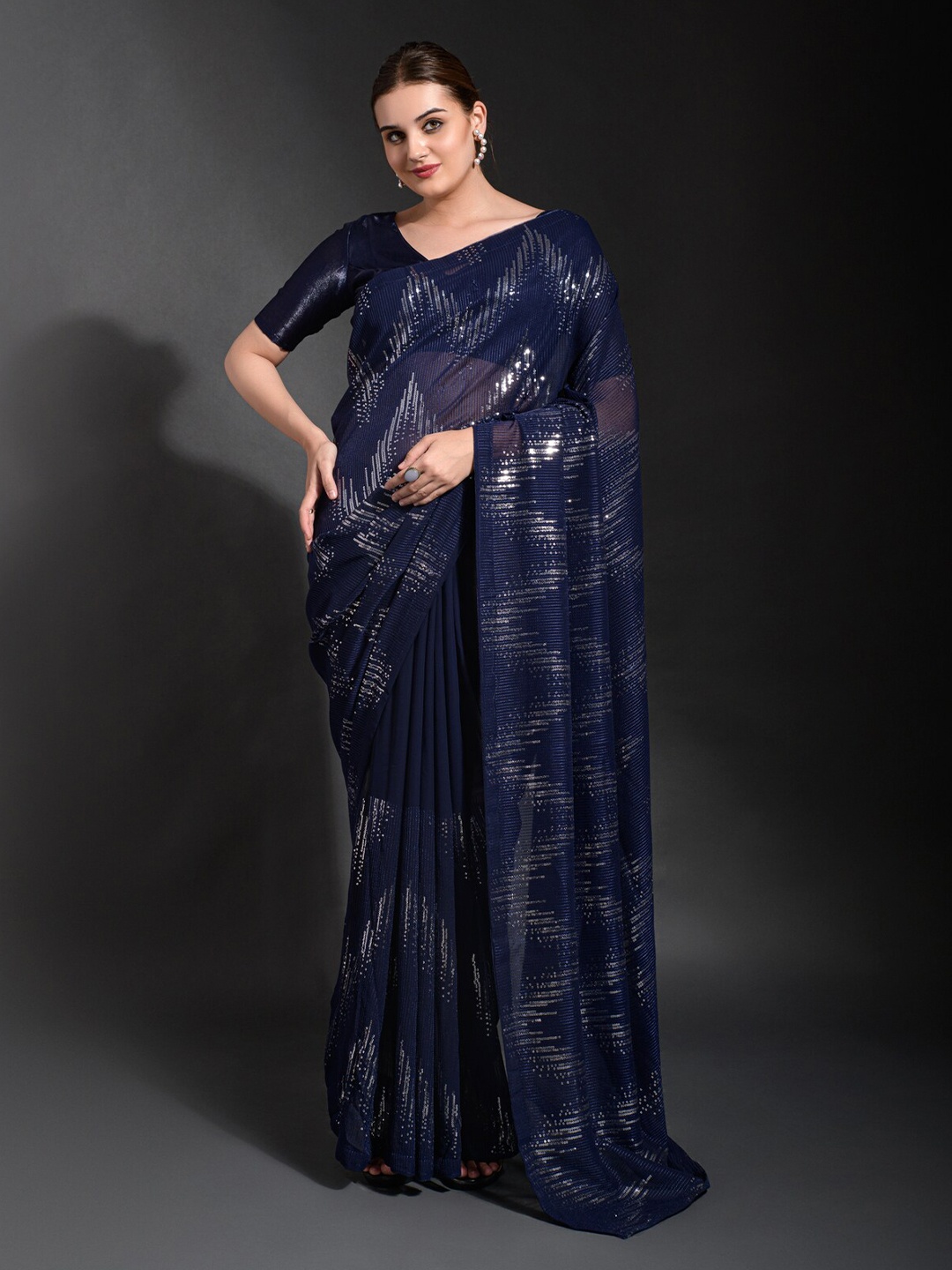 

Globon Impex Embellished Sequinned Pure Georgette Saree, Blue