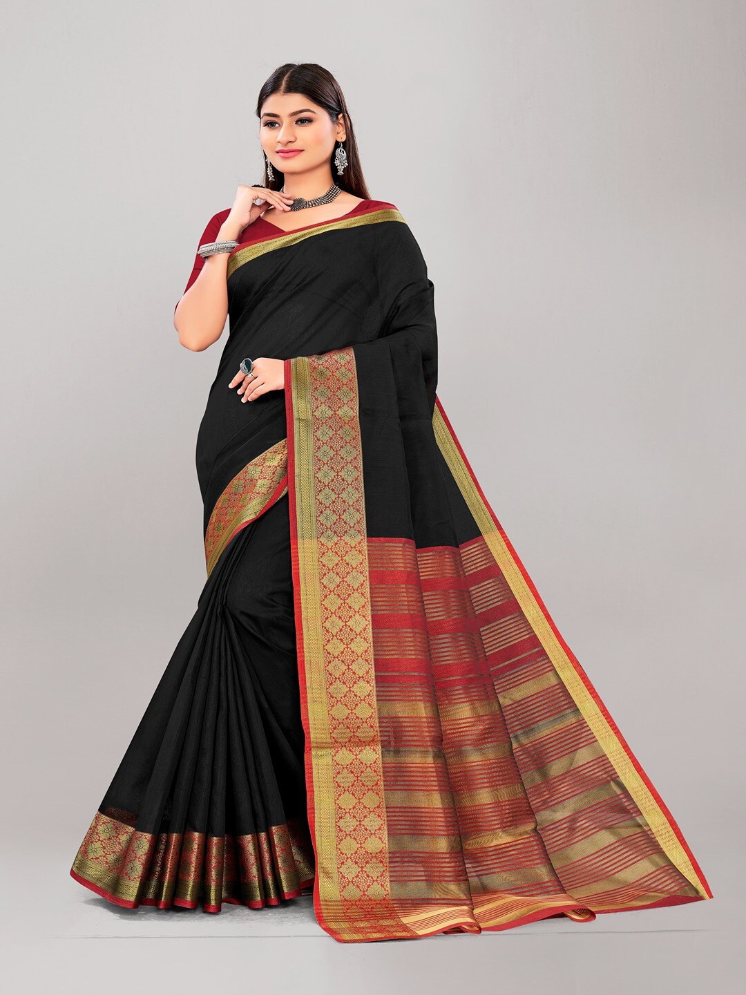 

HERE&NOW Zari Pure Cotton Banarasi Saree, Black