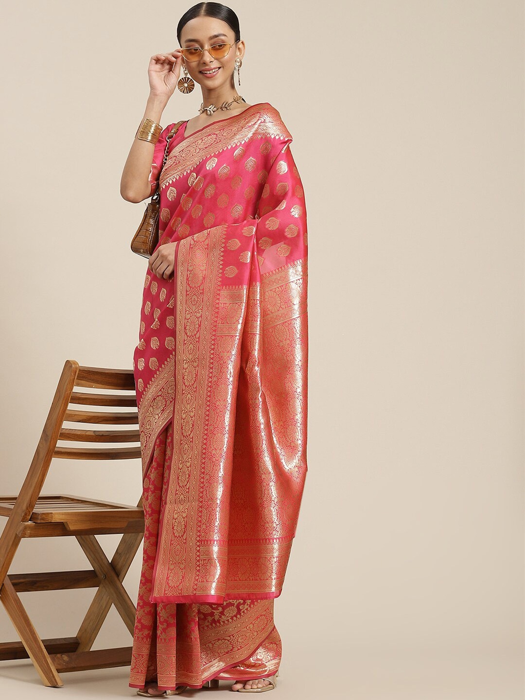 

AADVIKA Woven Design Zari Silk Blend Kanjeevaram Saree, Pink